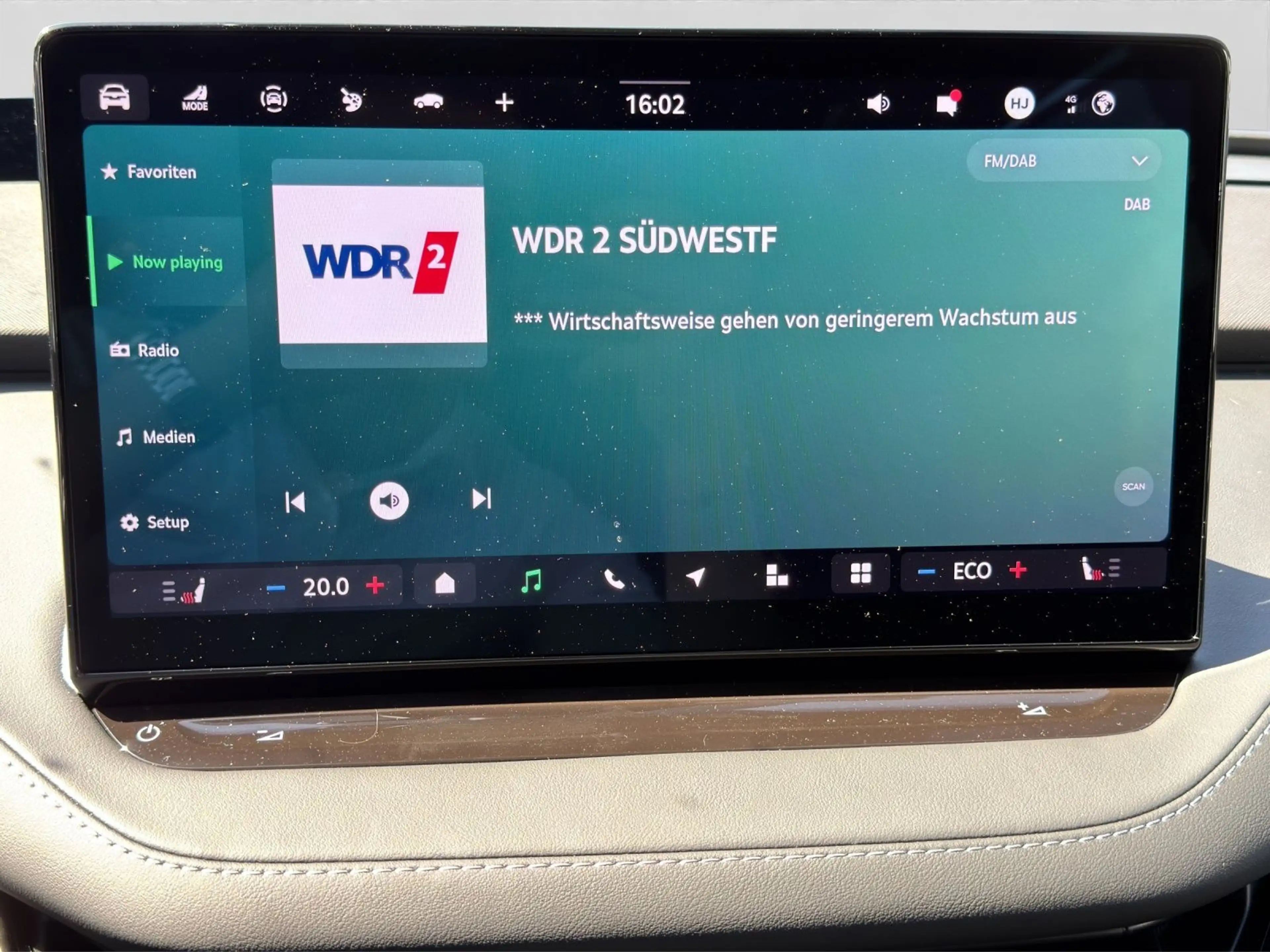 Skoda Enyaq 85 x Sportline AHK PANO MAXX — photo 12