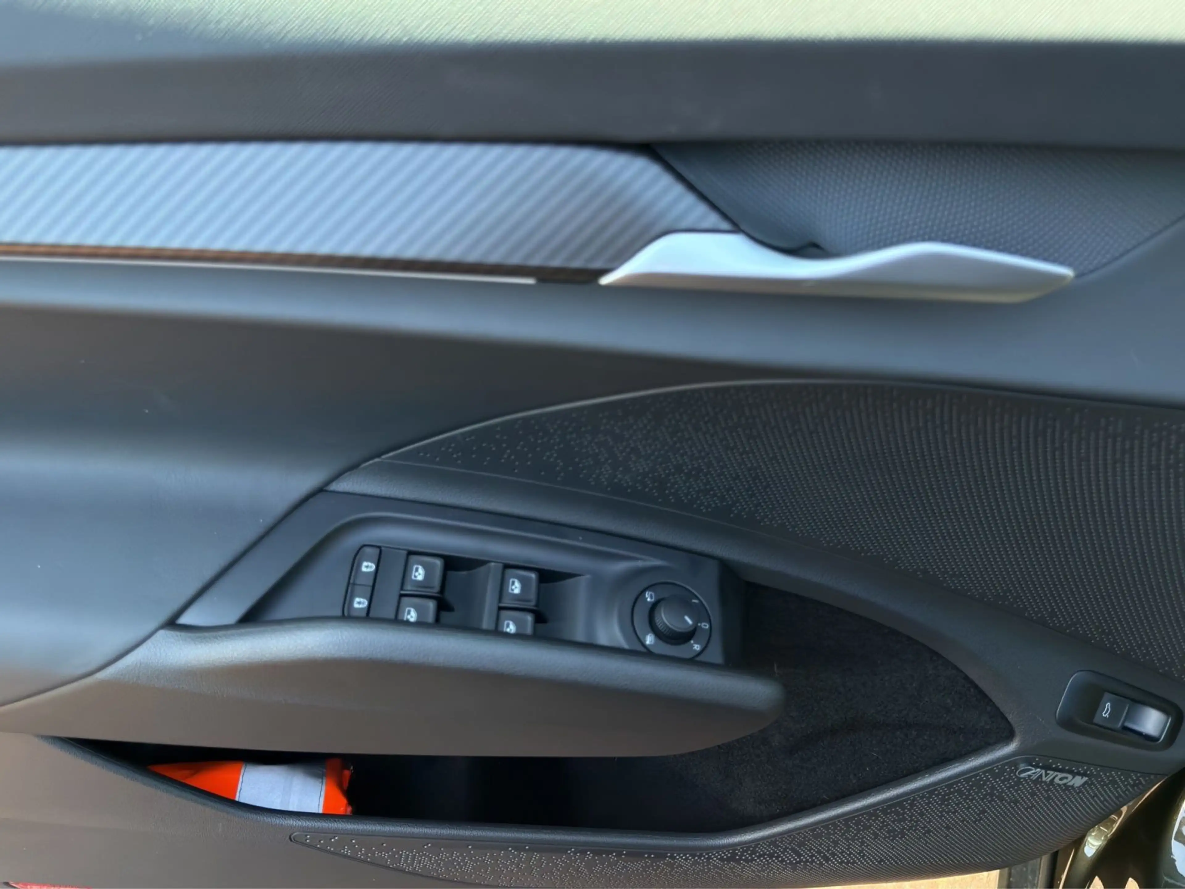Skoda Enyaq 85 x Sportline AHK PANO MAXX — photo 8