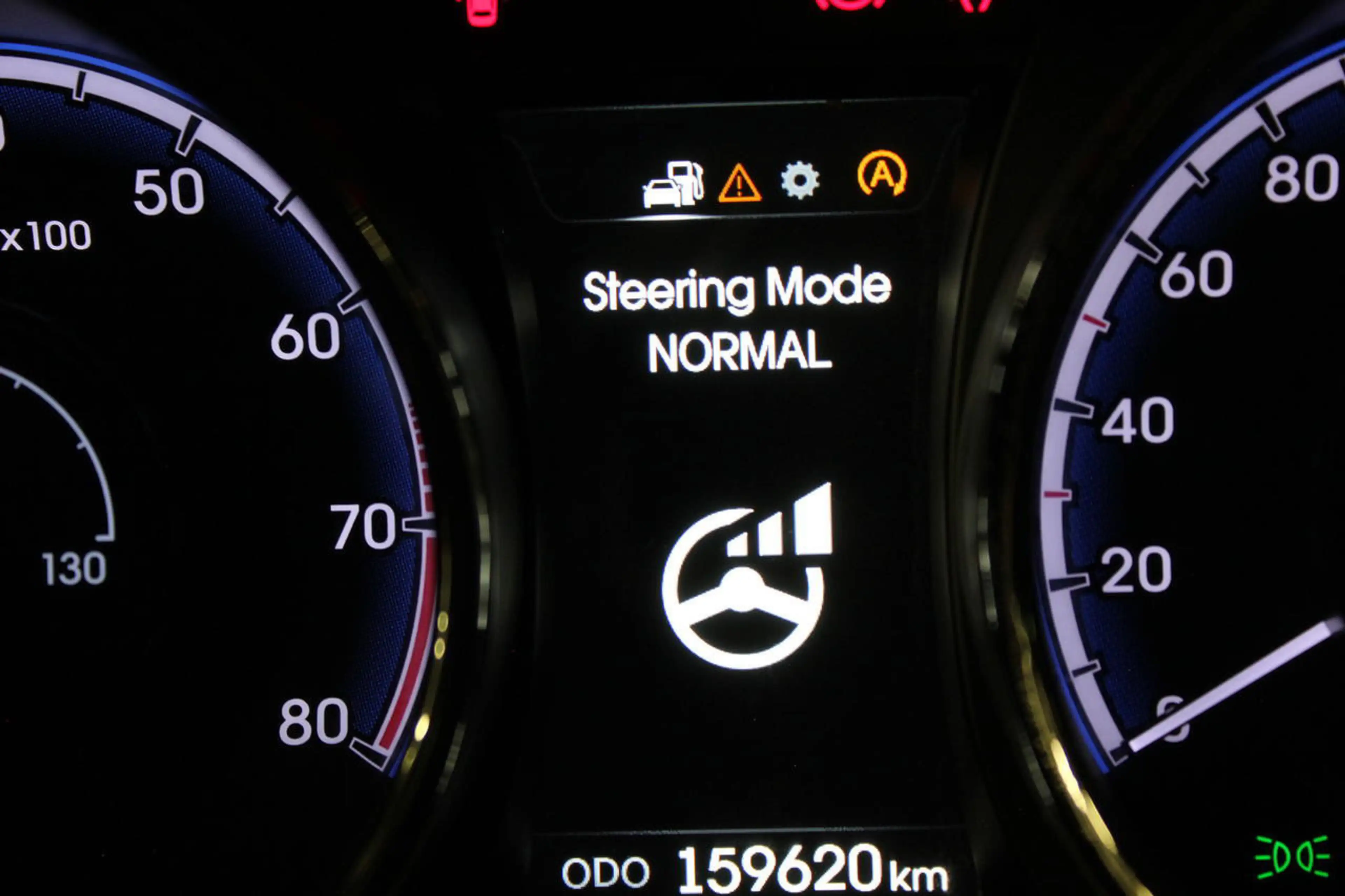 Hyundai iX35 *PANO*KEYLESS GO*NAVI*CRUISE*CAMERA*LEDER* — photo 24