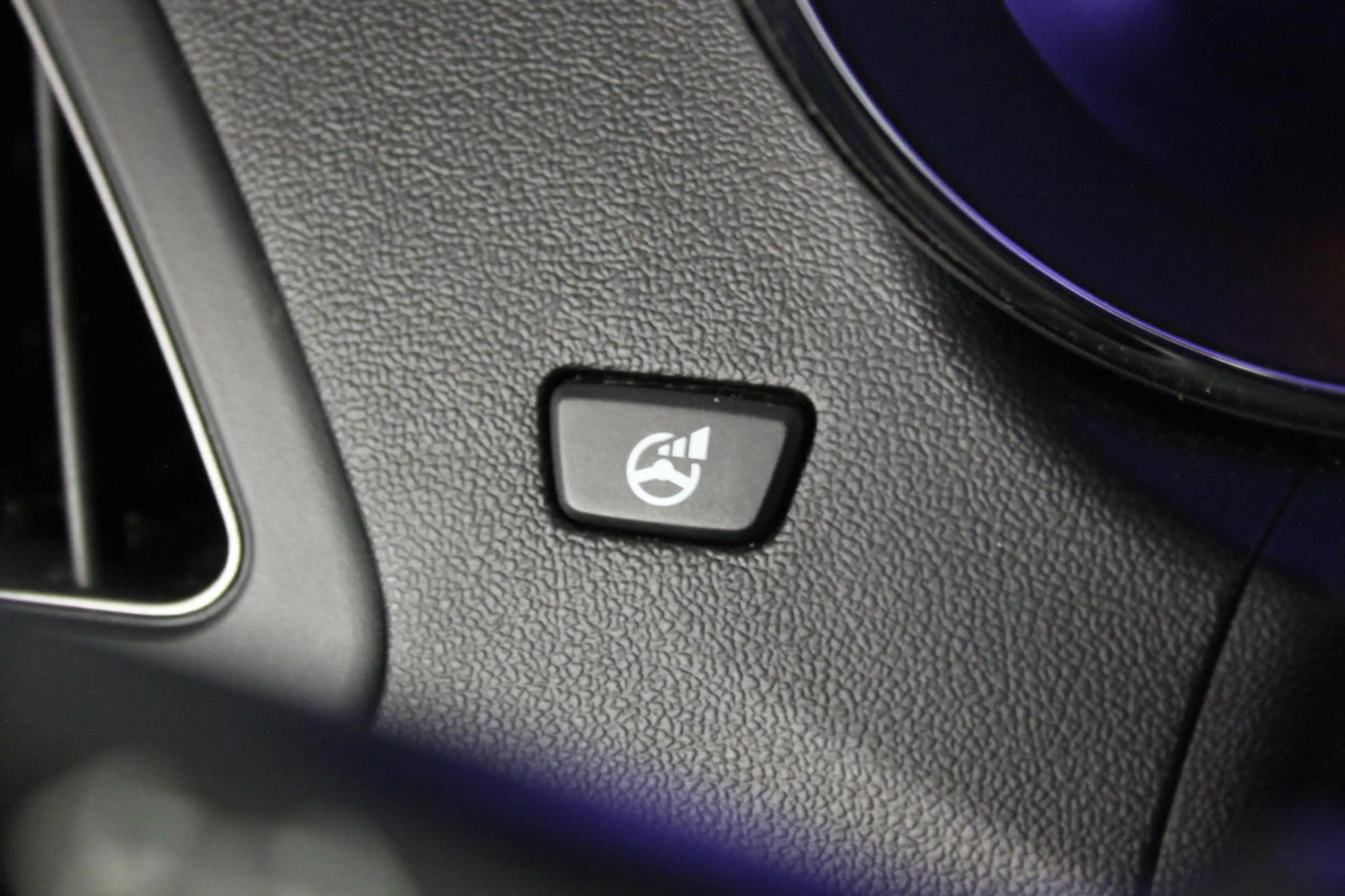 Hyundai iX35 *PANO*KEYLESS GO*NAVI*CRUISE*CAMERA*LEDER* — photo 23