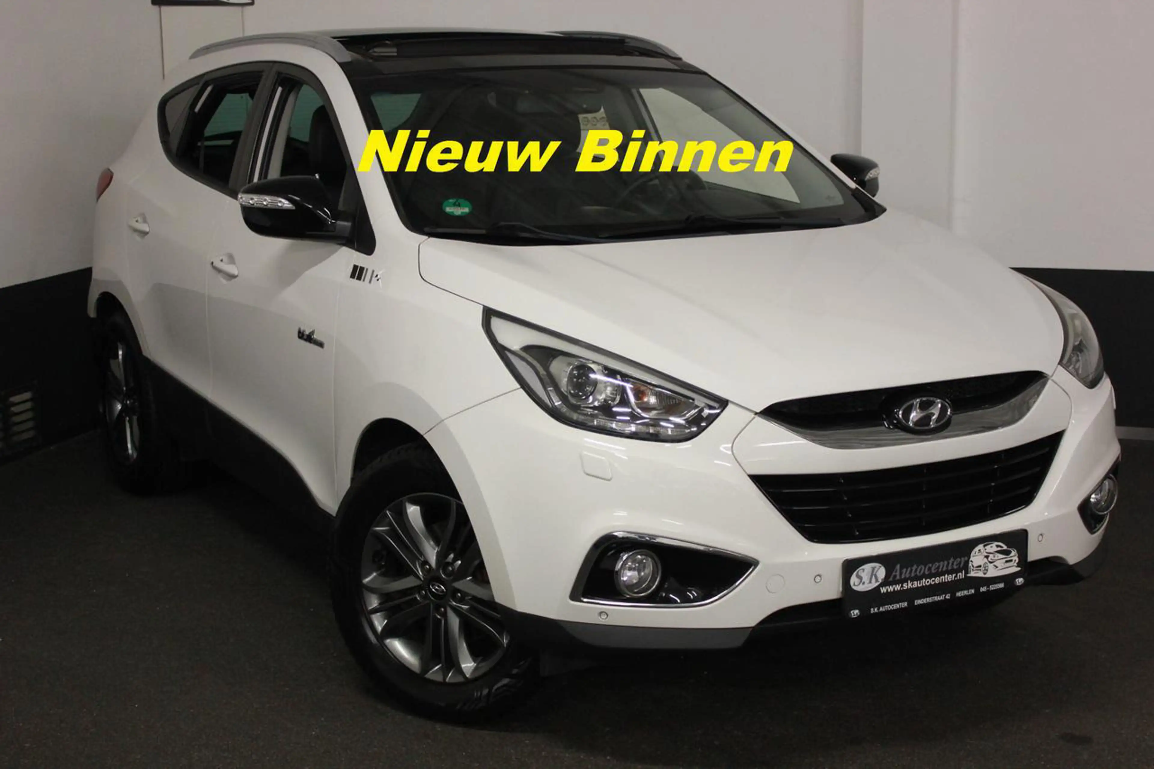 Hyundai iX35 *PANO*KEYLESS GO*NAVI*CRUISE*CAMERA*LEDER*