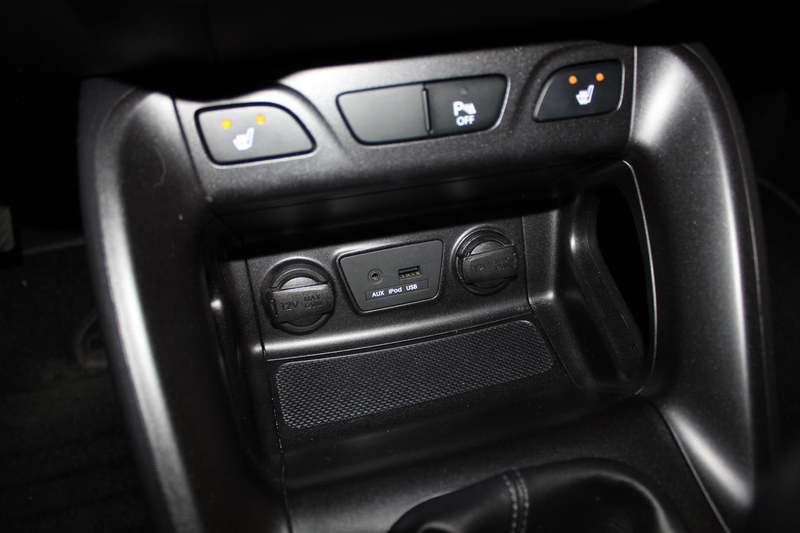 Hyundai iX35 *PANO*KEYLESS GO*NAVI*CRUISE*CAMERA*LEDER* — photo 8
