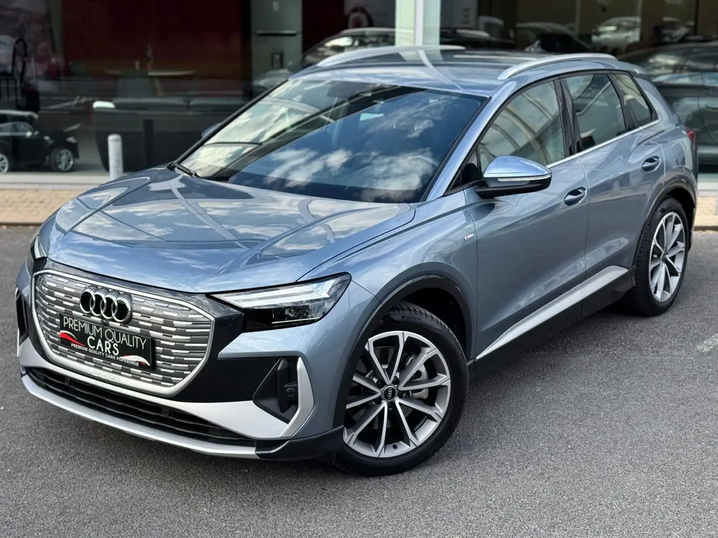 Audi Q4 e-tron 40 / S-LINE LED/ SONOS / CAM / ADAPTIEF / VIRTUAL Bleu - 2