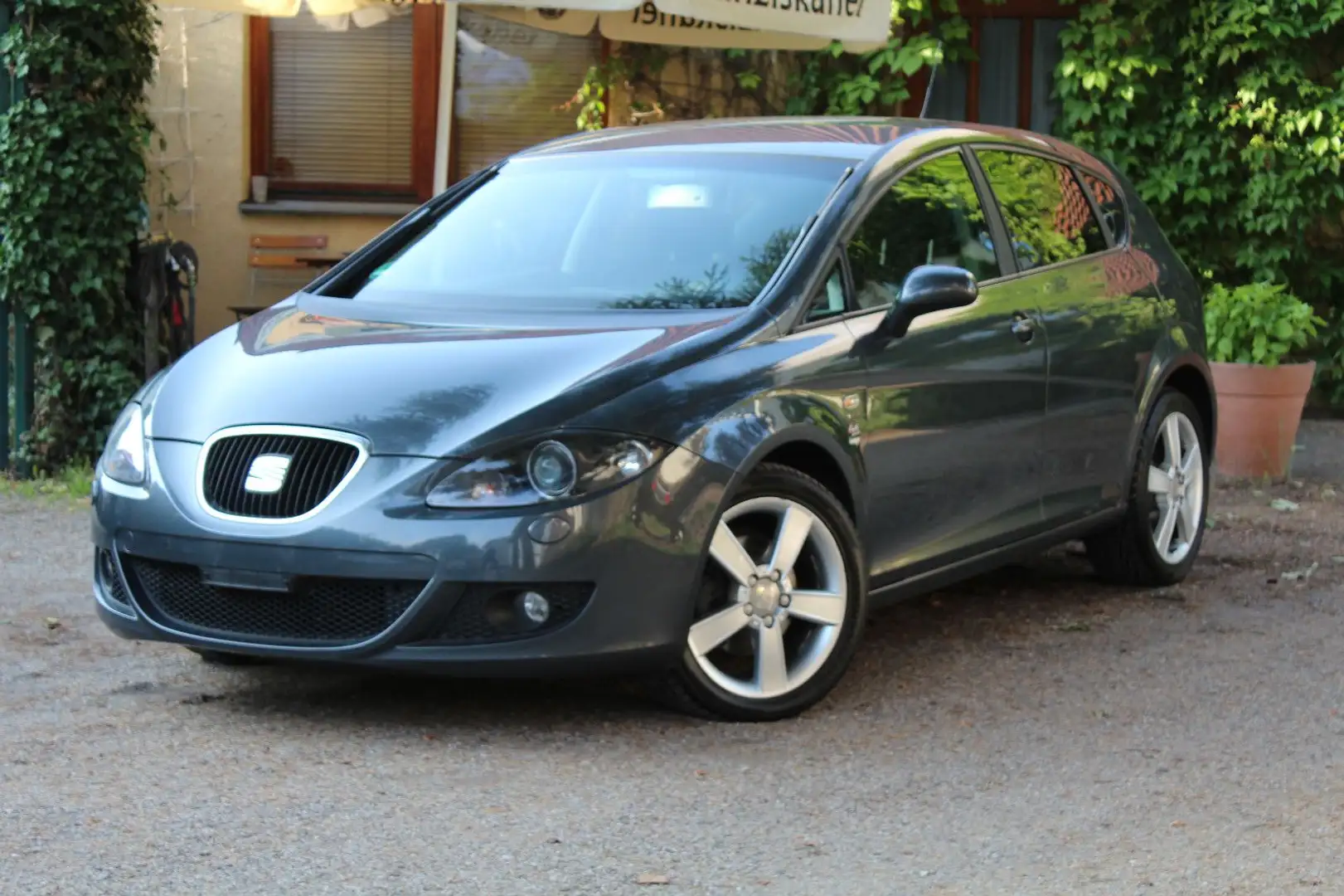 SEAT Leon Stylance / Style*TÜV NEU* Šedá - 1