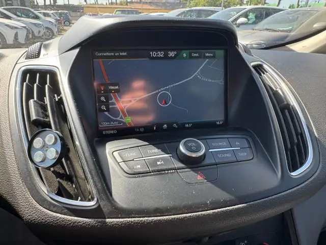Ford C-Max view 8