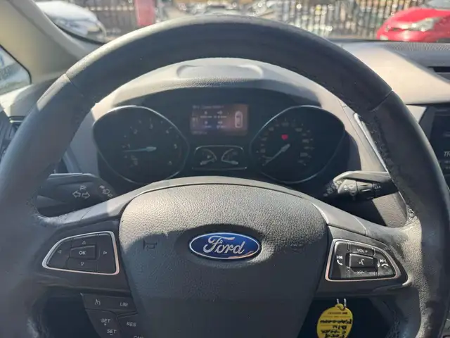 Ford C-Max view 7