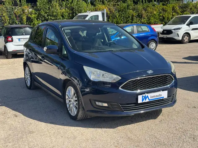 Ford C-Max view 2