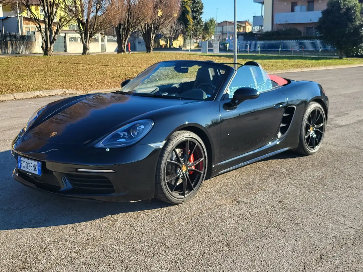 Porsche 718 Nero - 1