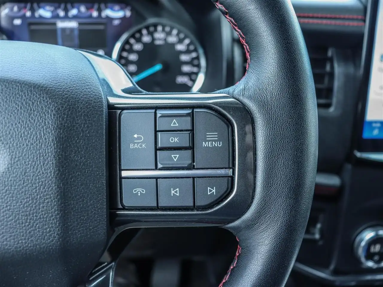 Ford Expedition снимка Ford Expedition