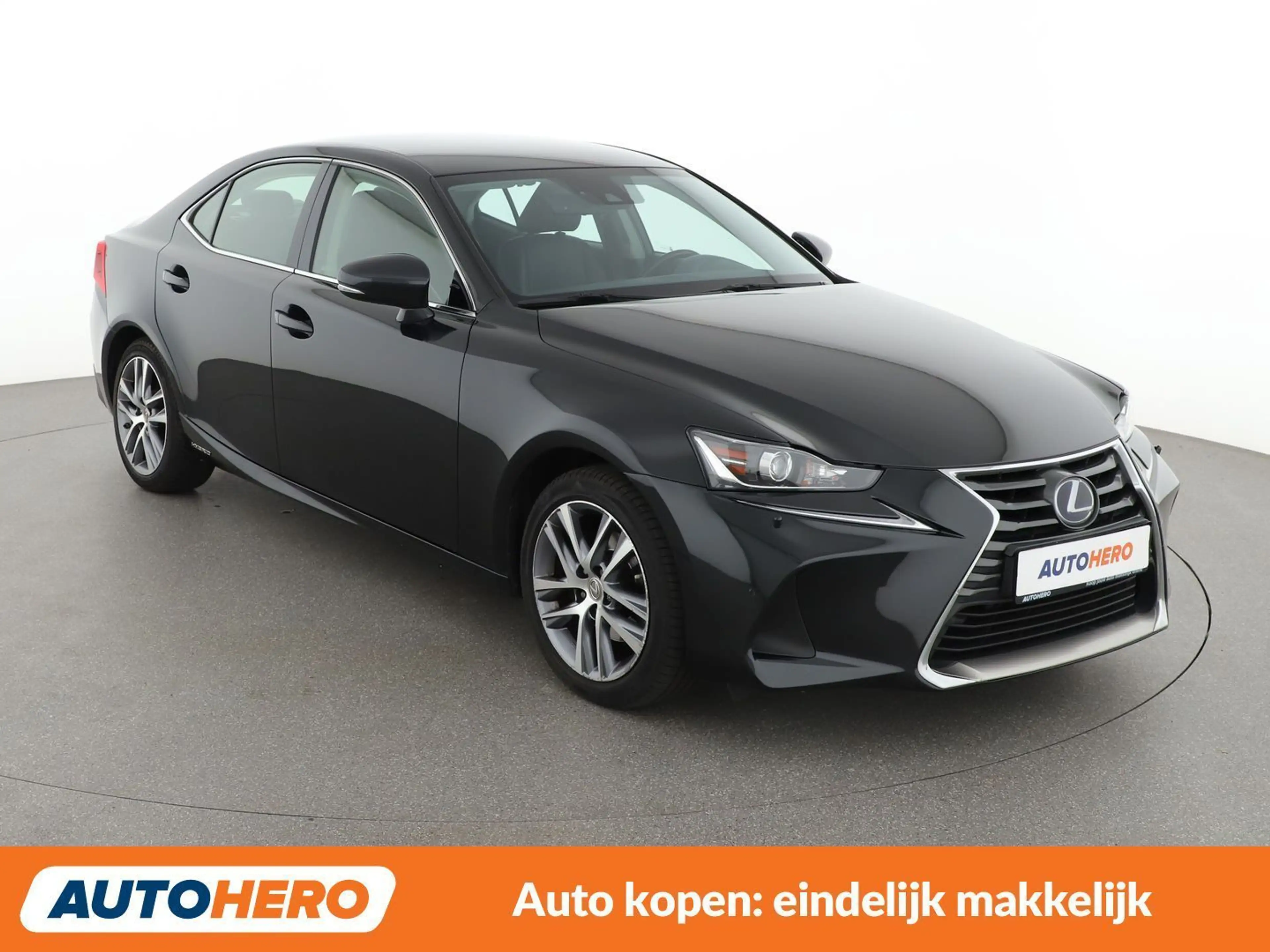 Lexus IS 300 IS 300h Pack — photo 8
