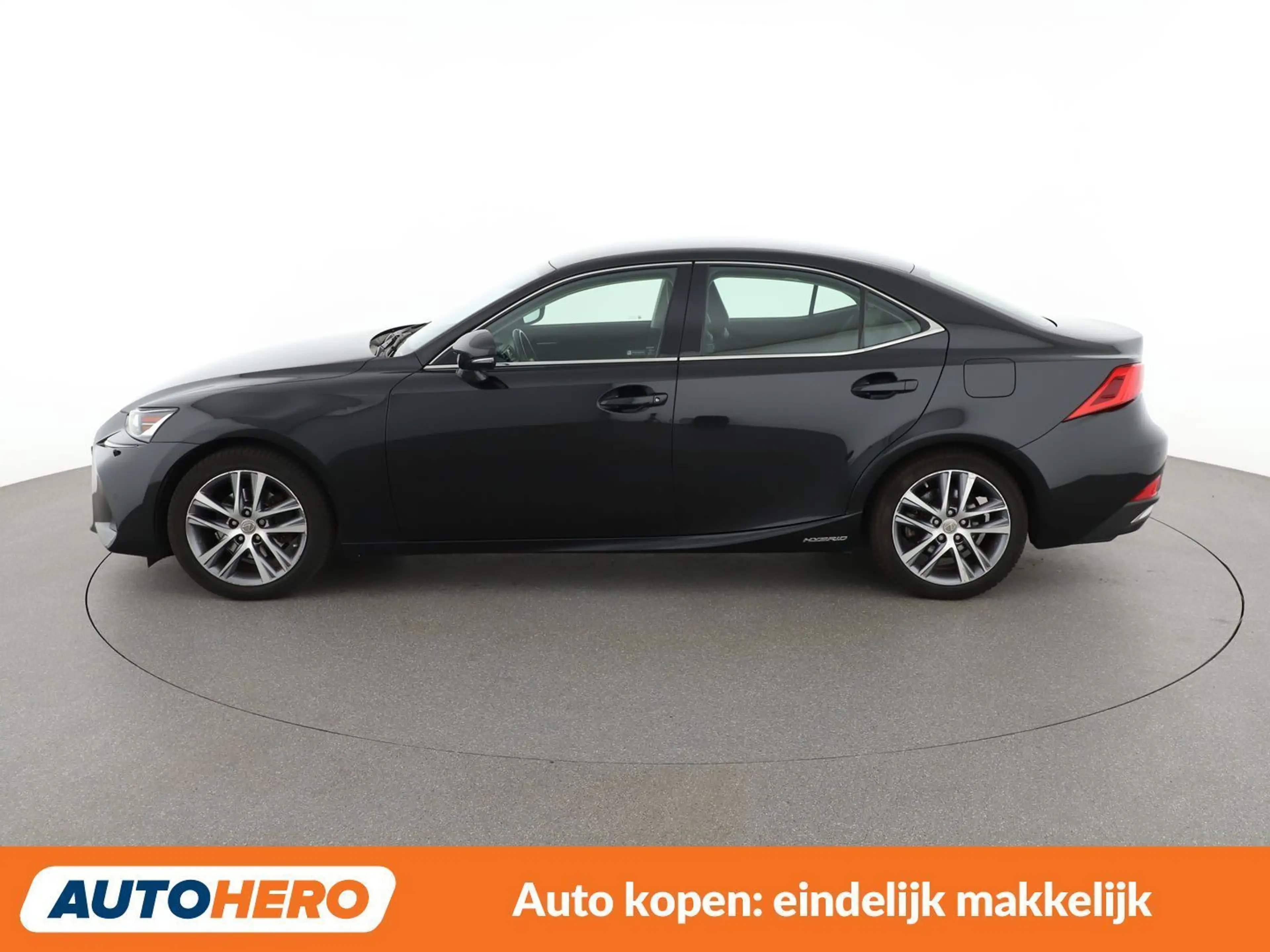 Lexus IS 300 IS 300h Pack — photo 3
