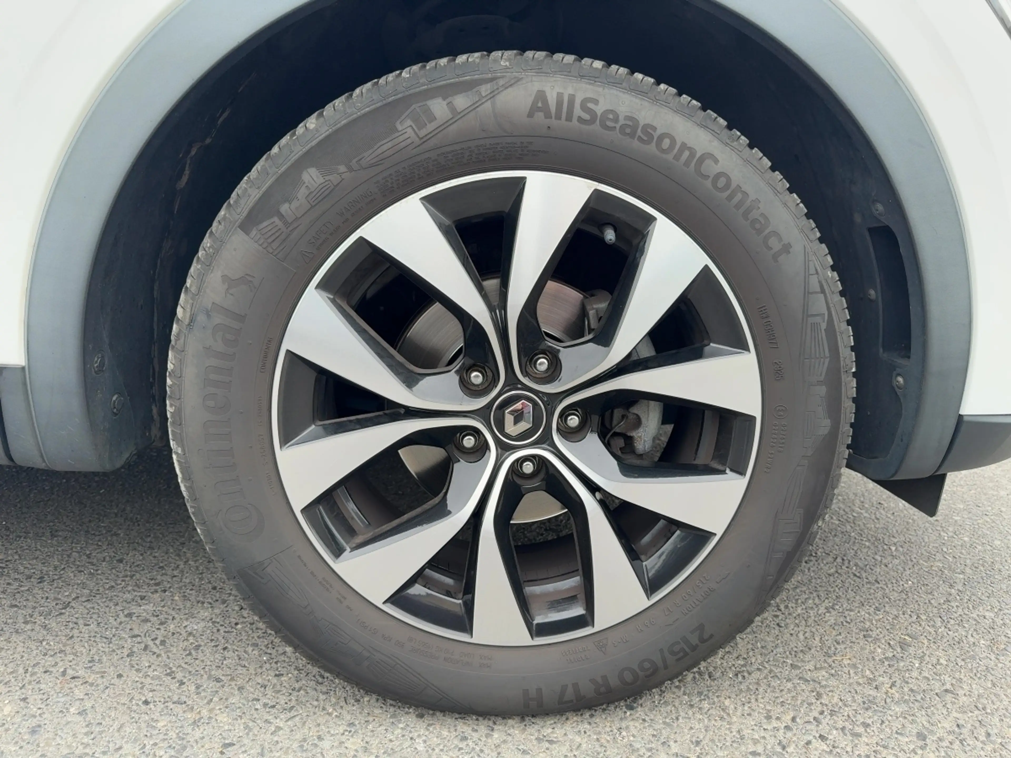 Renault Arkana Zen TCe 140 EDC — photo 7