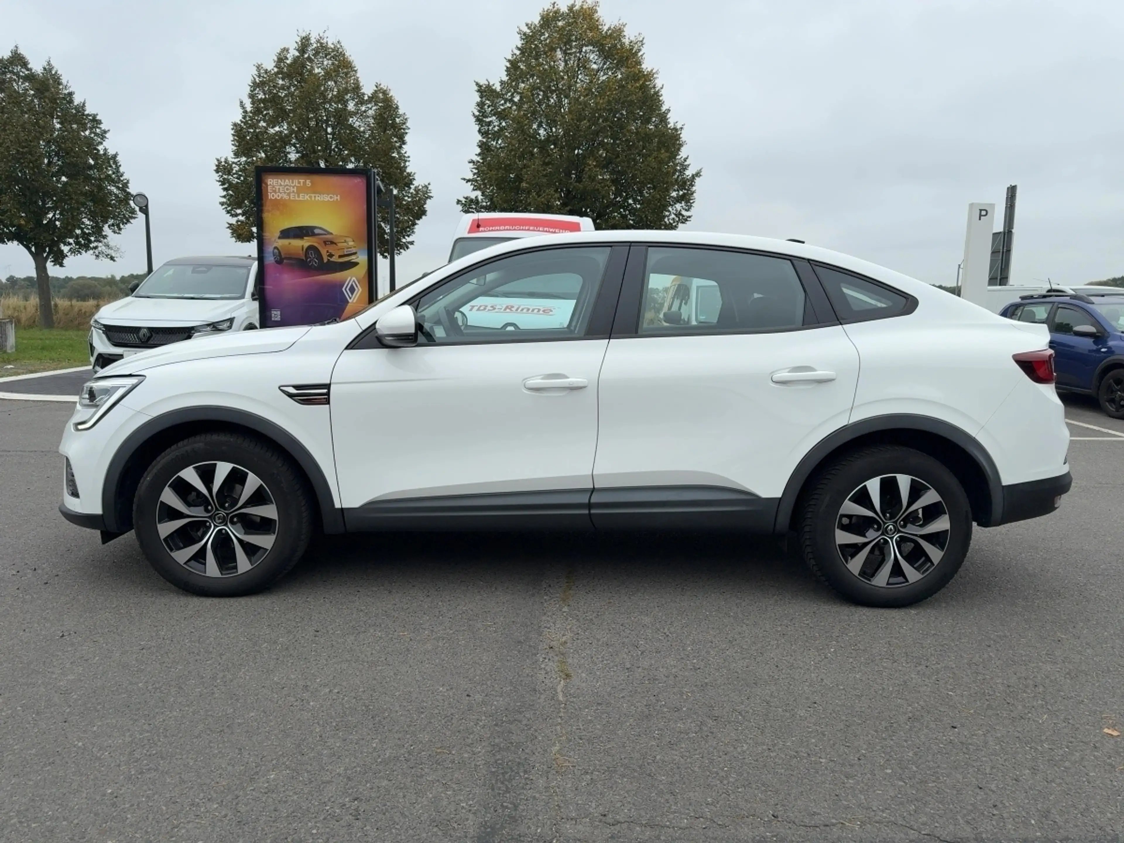 Renault Arkana Zen TCe 140 EDC — photo 2