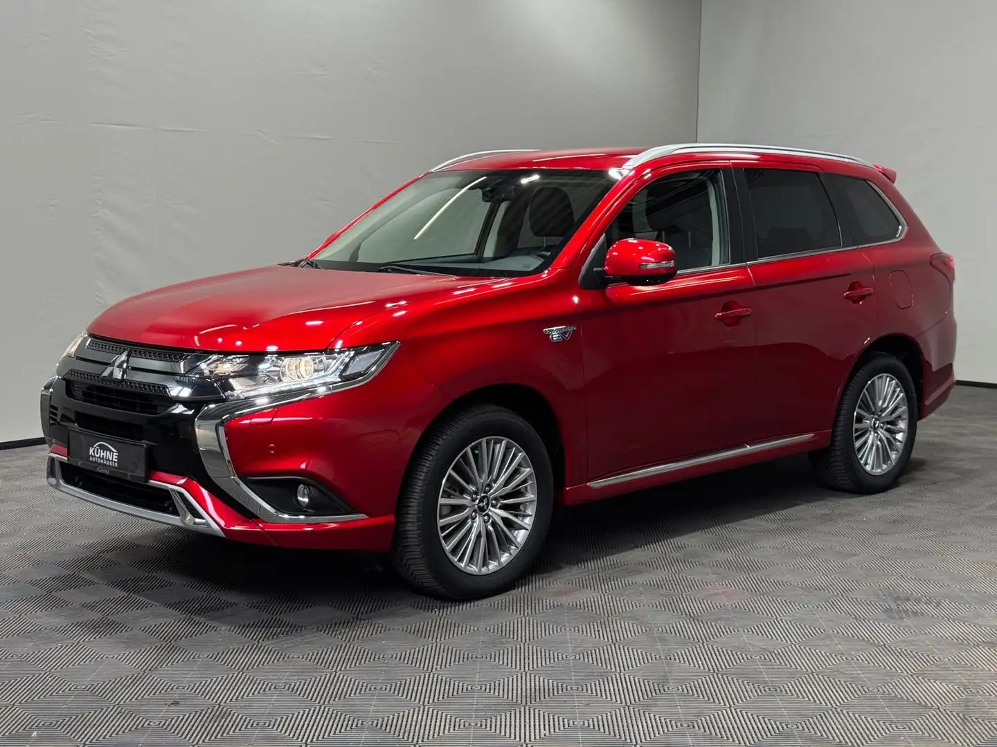 Mitsubishi Outlander 2.4 PHEV Basis Spirit 4WD | AHK NAVI Rot - 2
