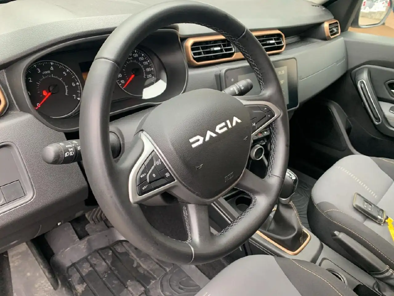 Dacia Duster ExtremeKLIMA,PDC,NAVI,SH,TEMPO 8