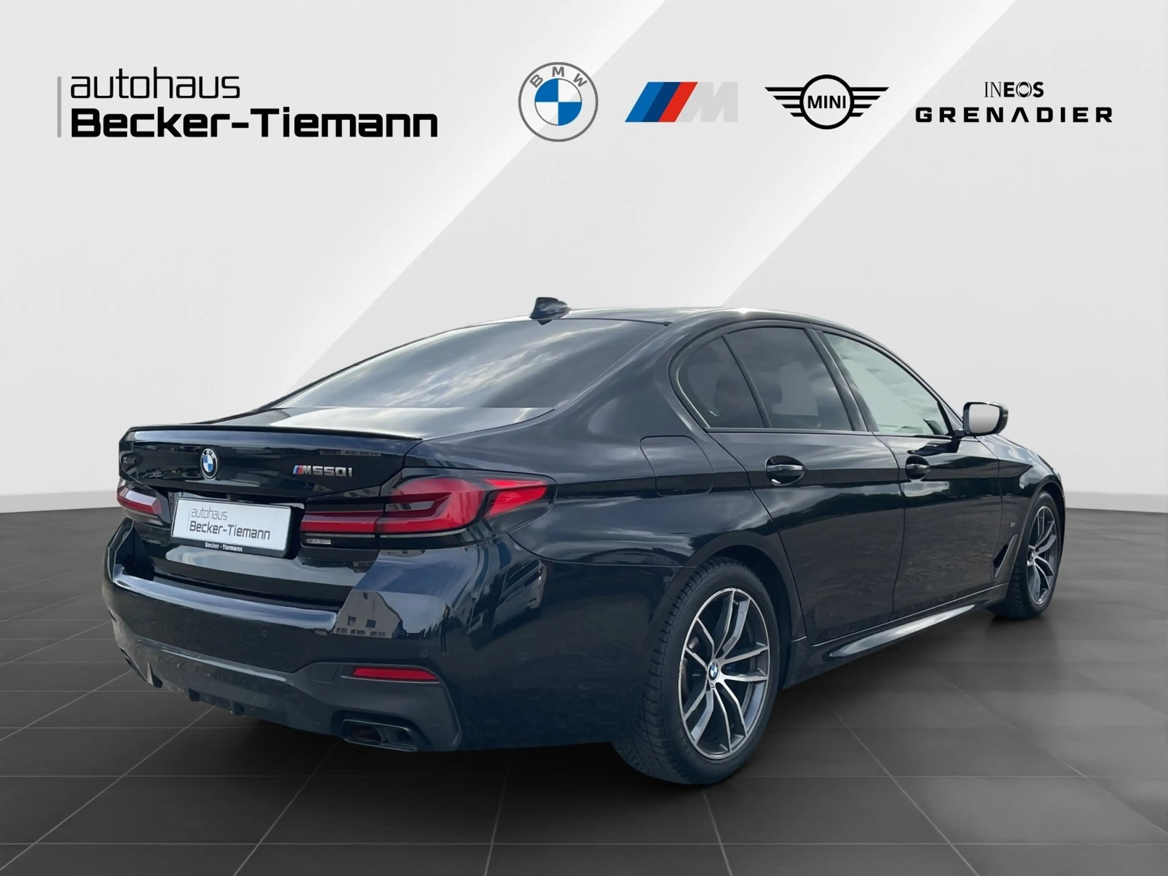 BMW M5 50i xDrive Limousine — photo 6
