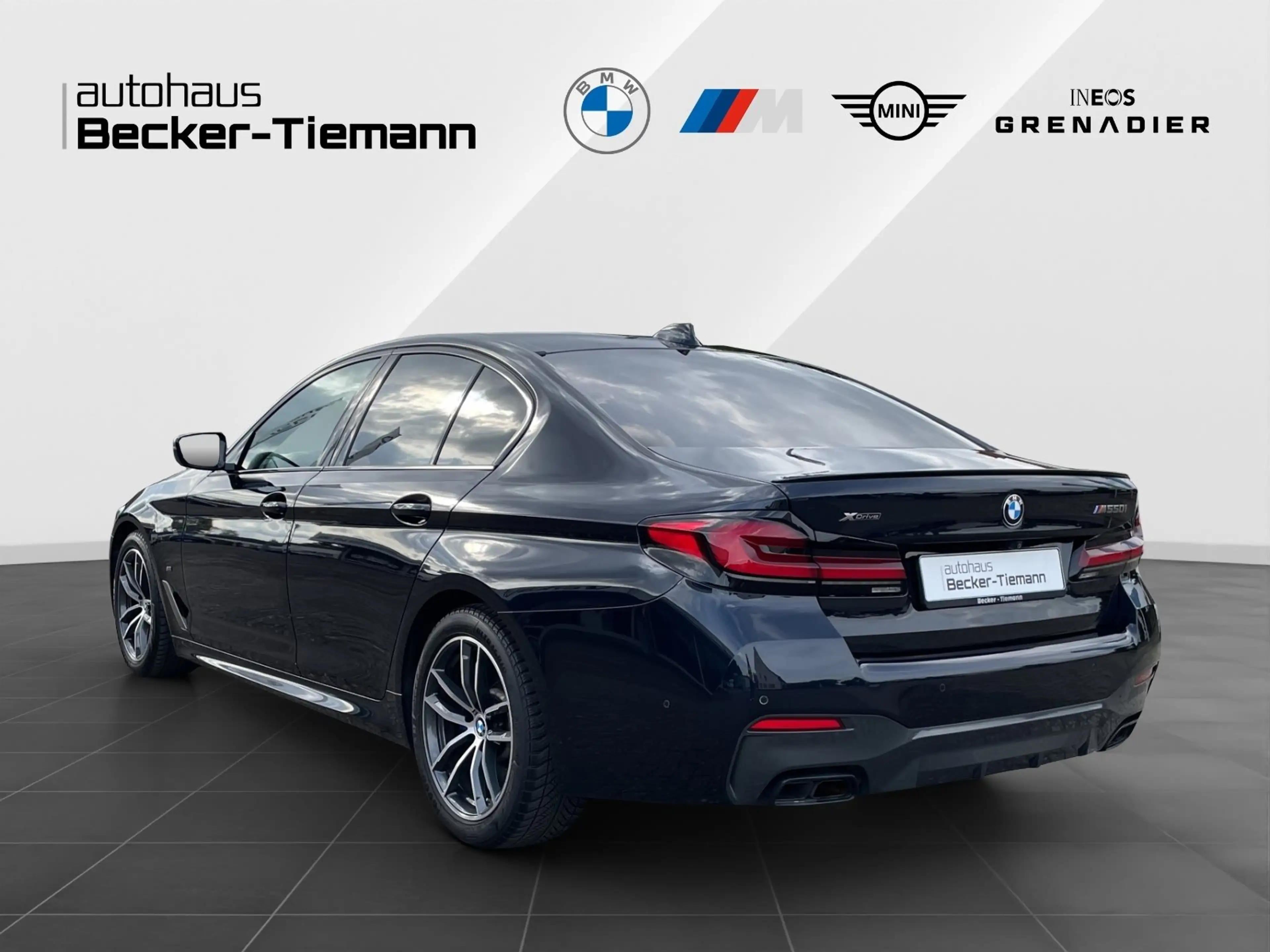 BMW M5 50i xDrive Limousine — photo 4