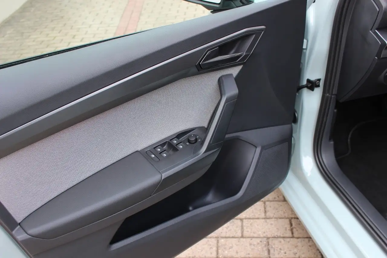 SEAT Ibiza 2026 — фото 11