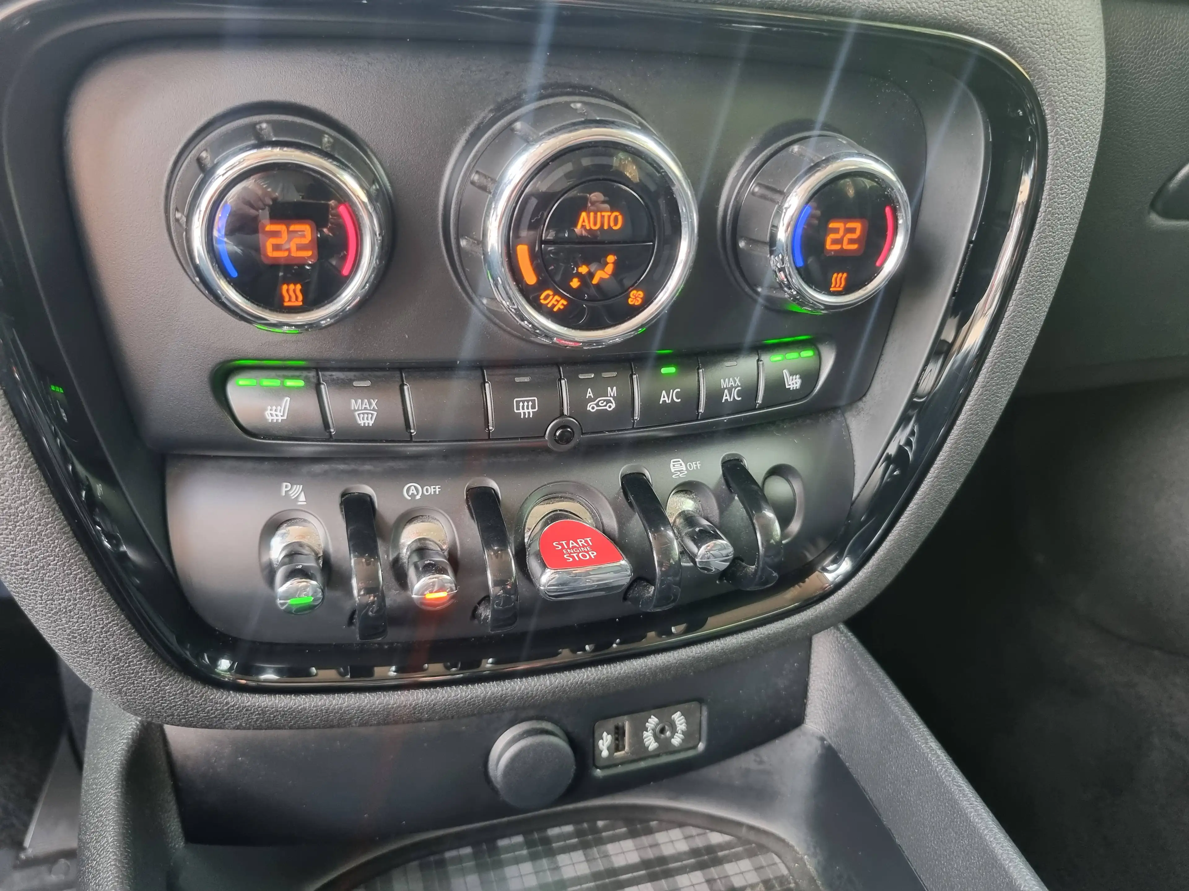 MINI Cooper Clubman Cooper*Navi*Chili-Paket*LED* — photo 16