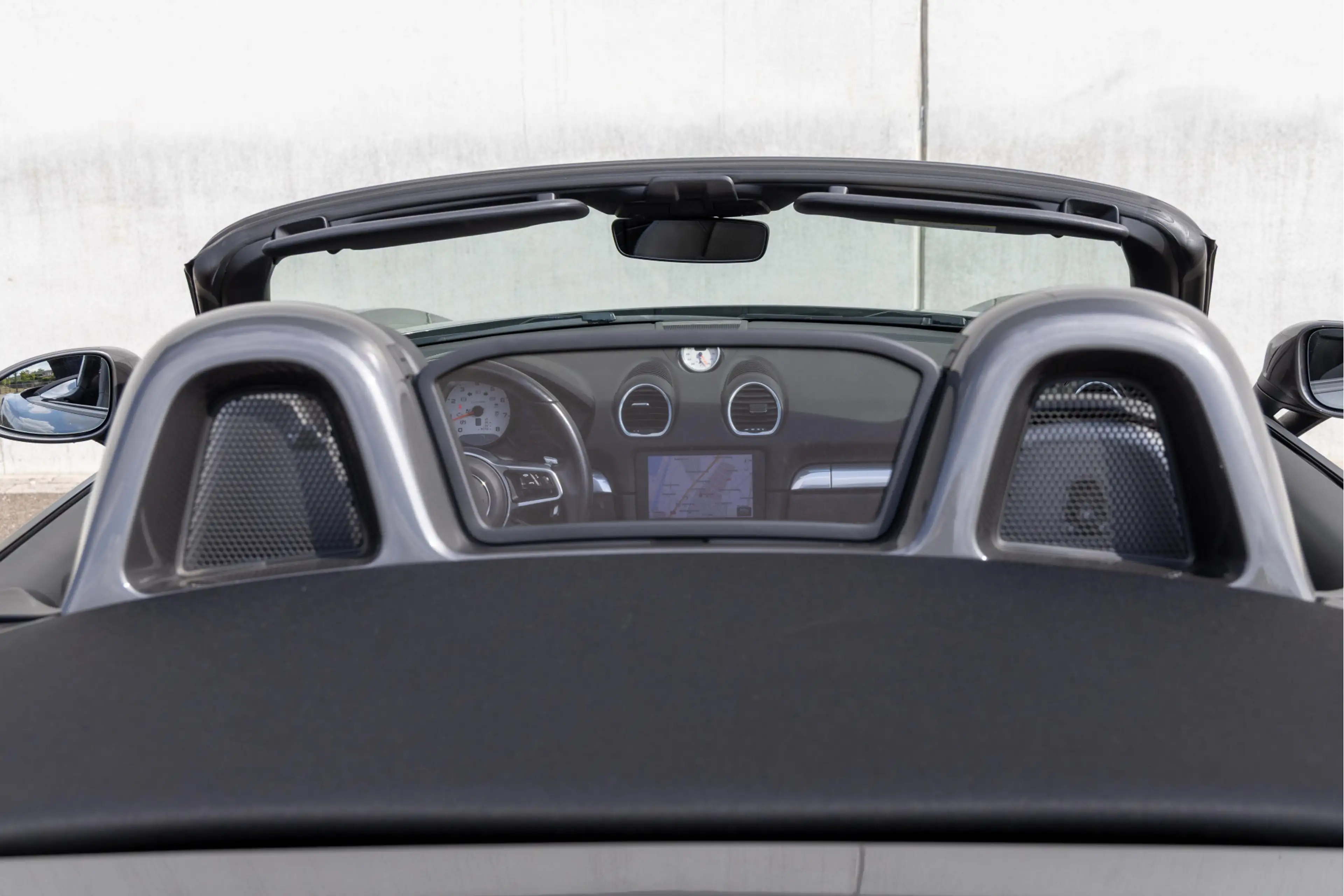 Porsche 718 Boxster S 2.5 — photo 12