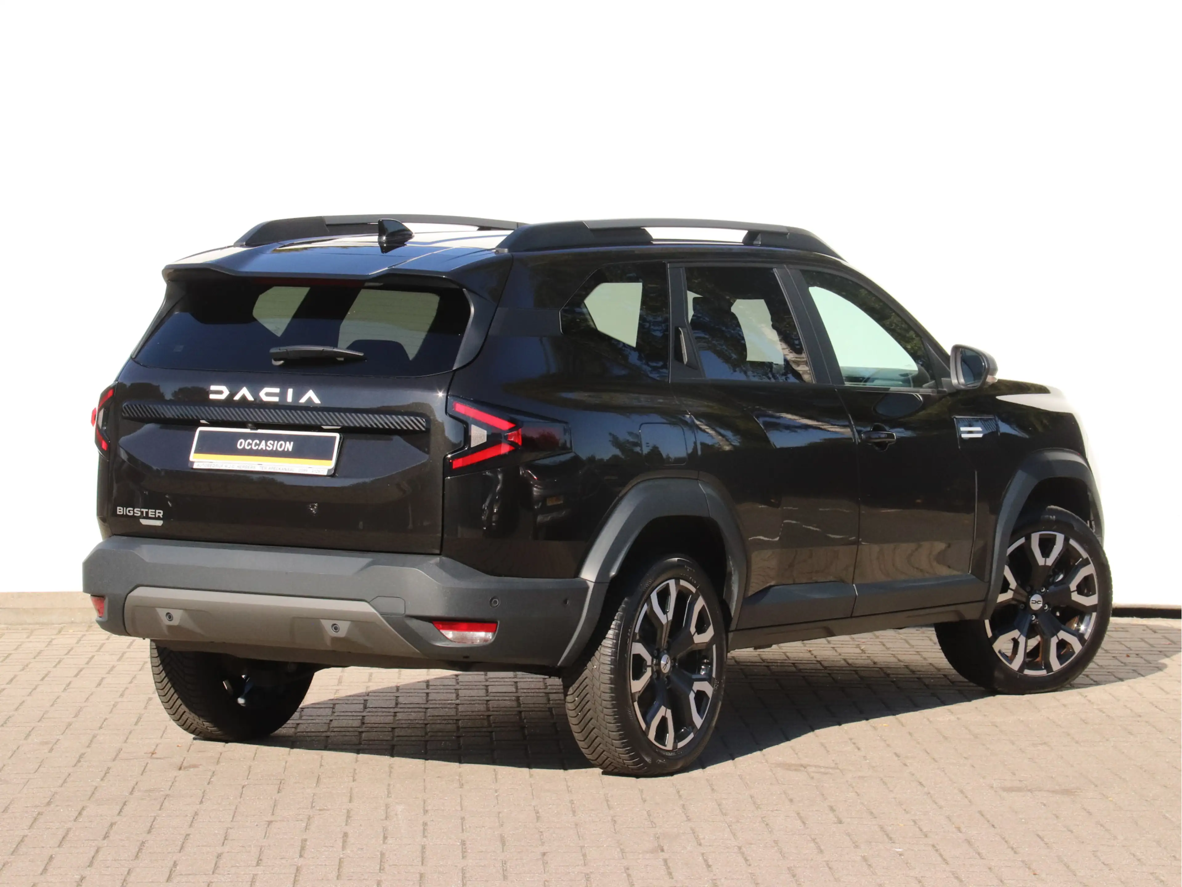Dacia Bigster 1.8 Hybrid 155 Journey AUTOMAAT / ALL SEASON / WIN — photo 3