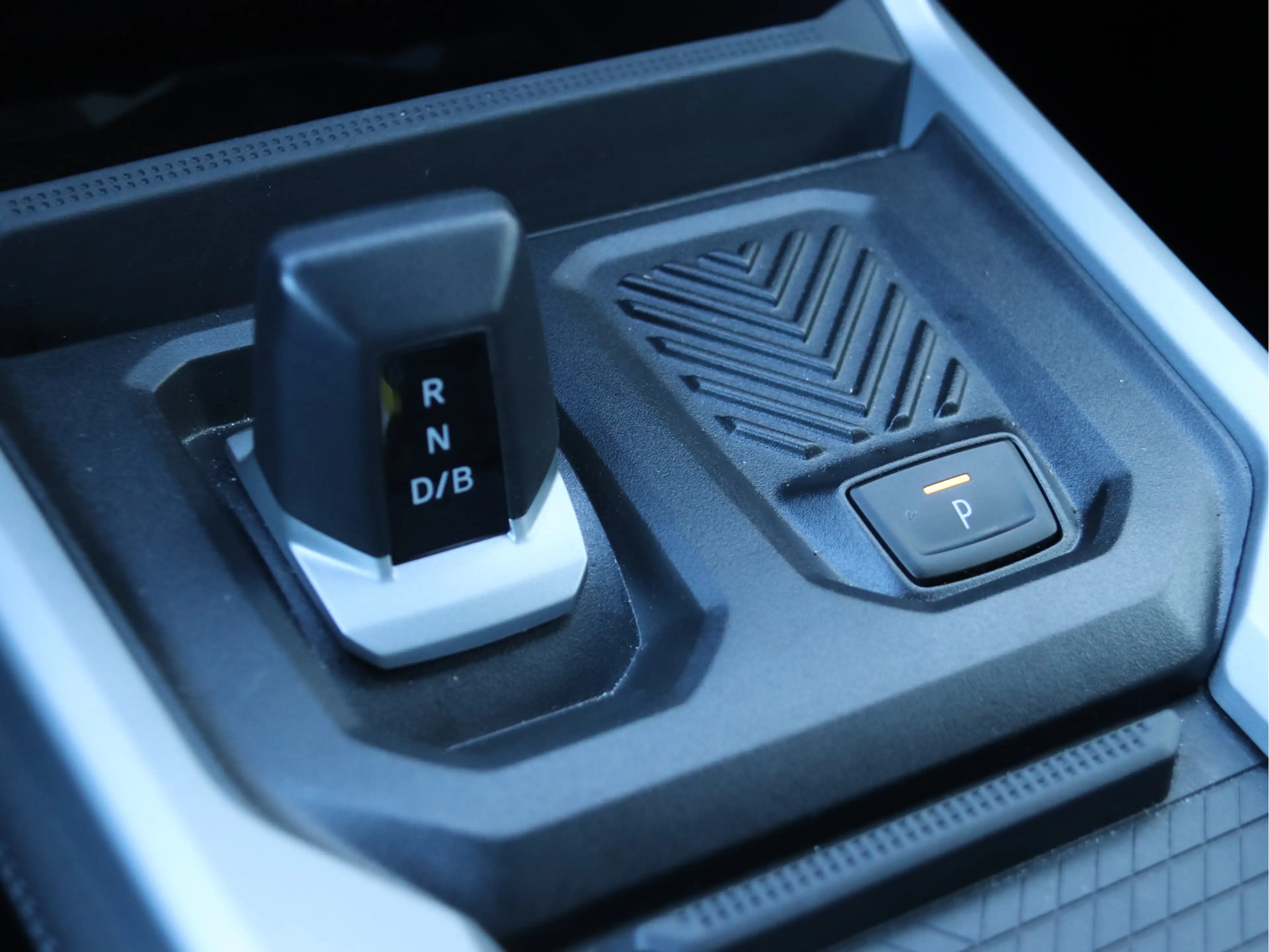 Dacia Bigster 1.8 Hybrid 155 Journey AUTOMAAT / ALL SEASON / WIN — photo 17