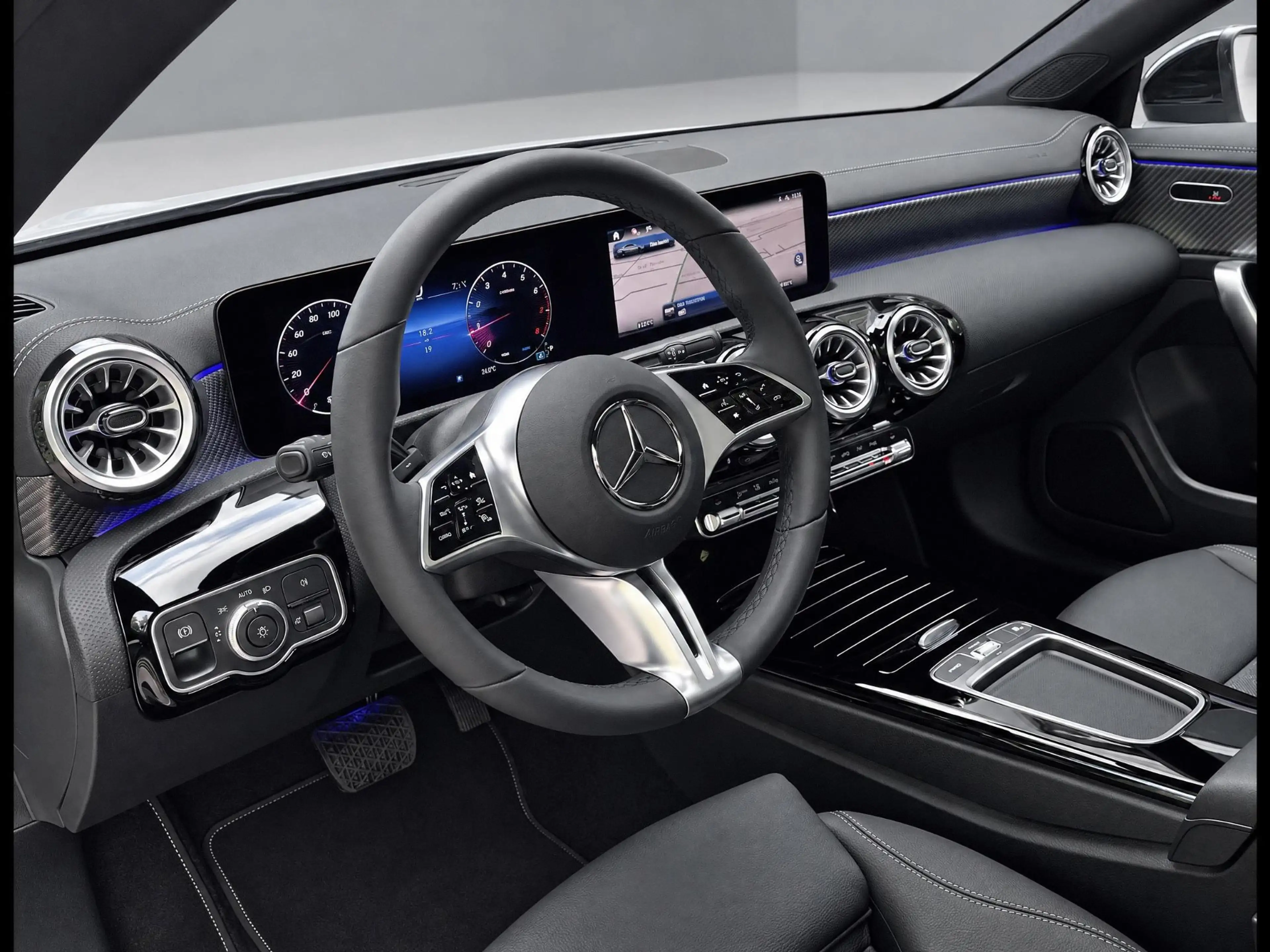 Mercedes-Benz CLA 180 Star Edition Luxury | Night Pakket | Panoramadak | — photo 10