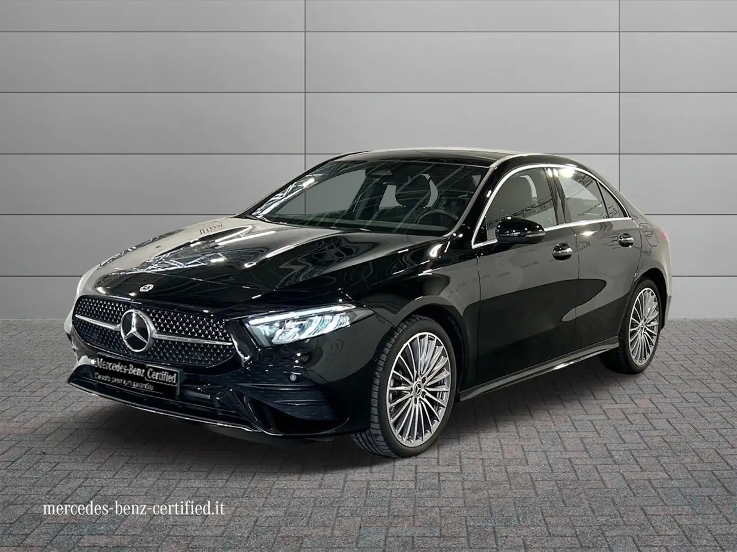 Mercedes-Benz A 250 250 e phev AMG Line Advanced Plus auto Nero - 1