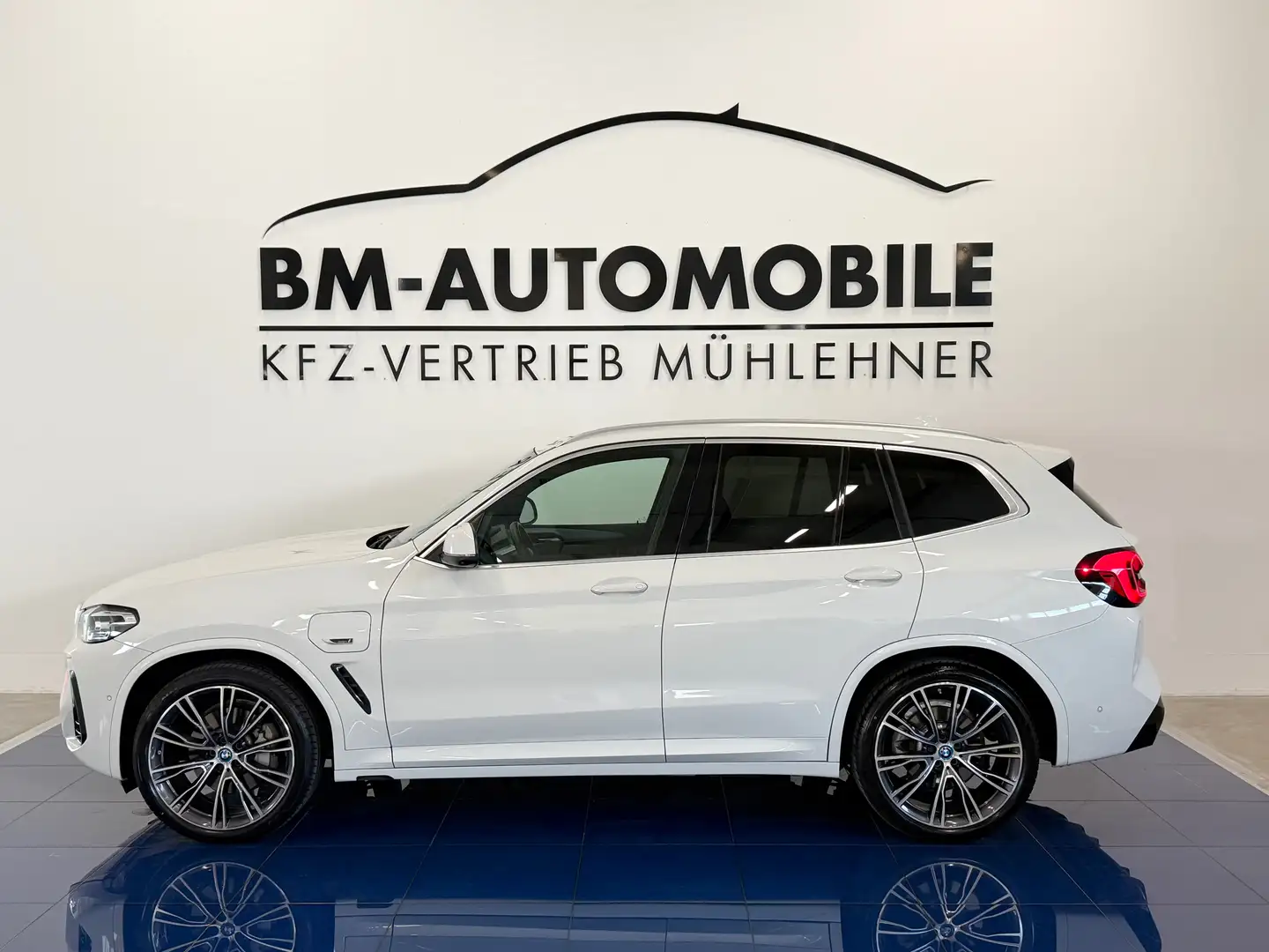 BMW X3 xDrive30e M-Sportpaket,Facelift,AHK,360Grad,21"Alu Weiß - 1