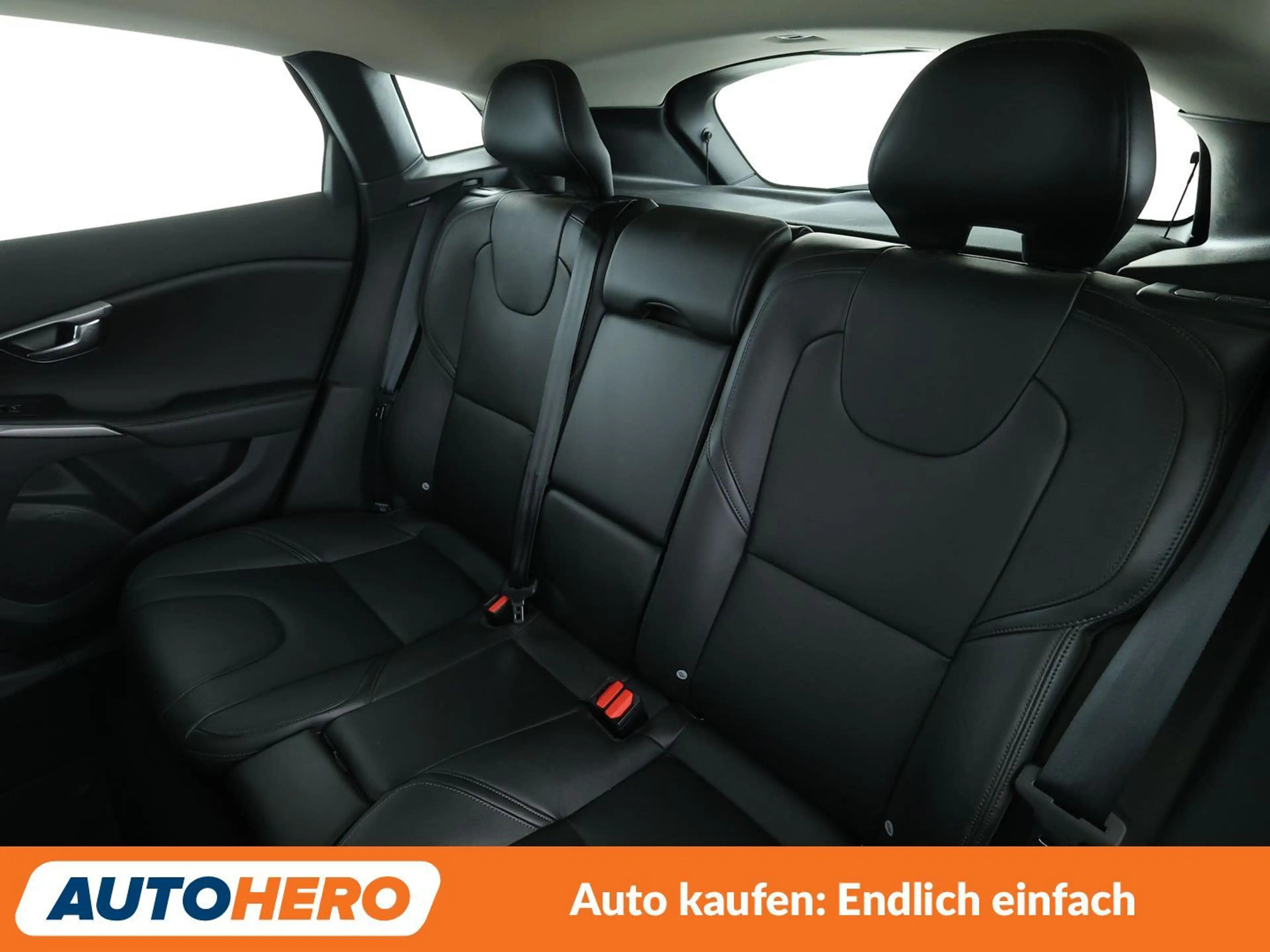 Volvo V40 2.0 T3 Kinetic*NAVI*PDC*SHZ*KLIMA*TEMPO* — photo 14