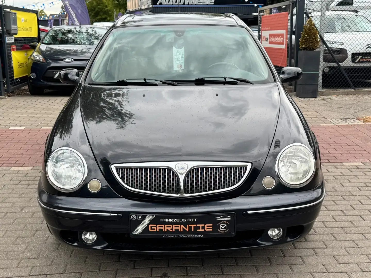Lancia Lybra 2.4 jtd LX*Klima*BOSE*Velour*TÜV NEU* Чорний - 2