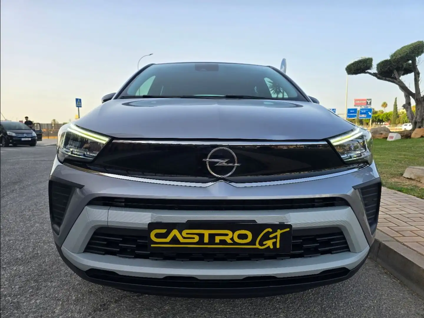 Opel Crossland 1.2 96kW (130CV) Elegance AT6 Gris - 2