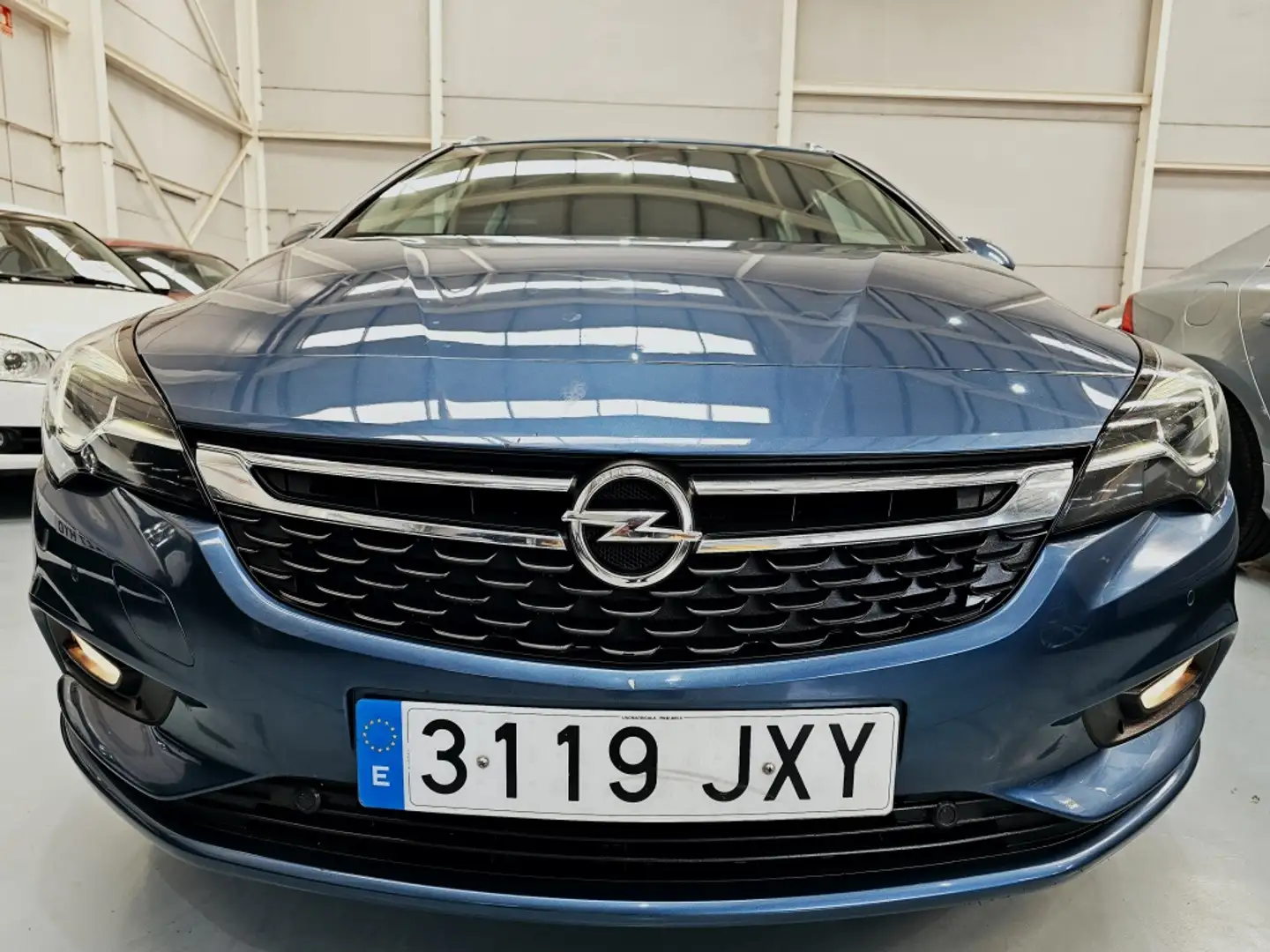 Opel Astra ST 1.6CDTi S/S Dynamic 160 Azul - 2