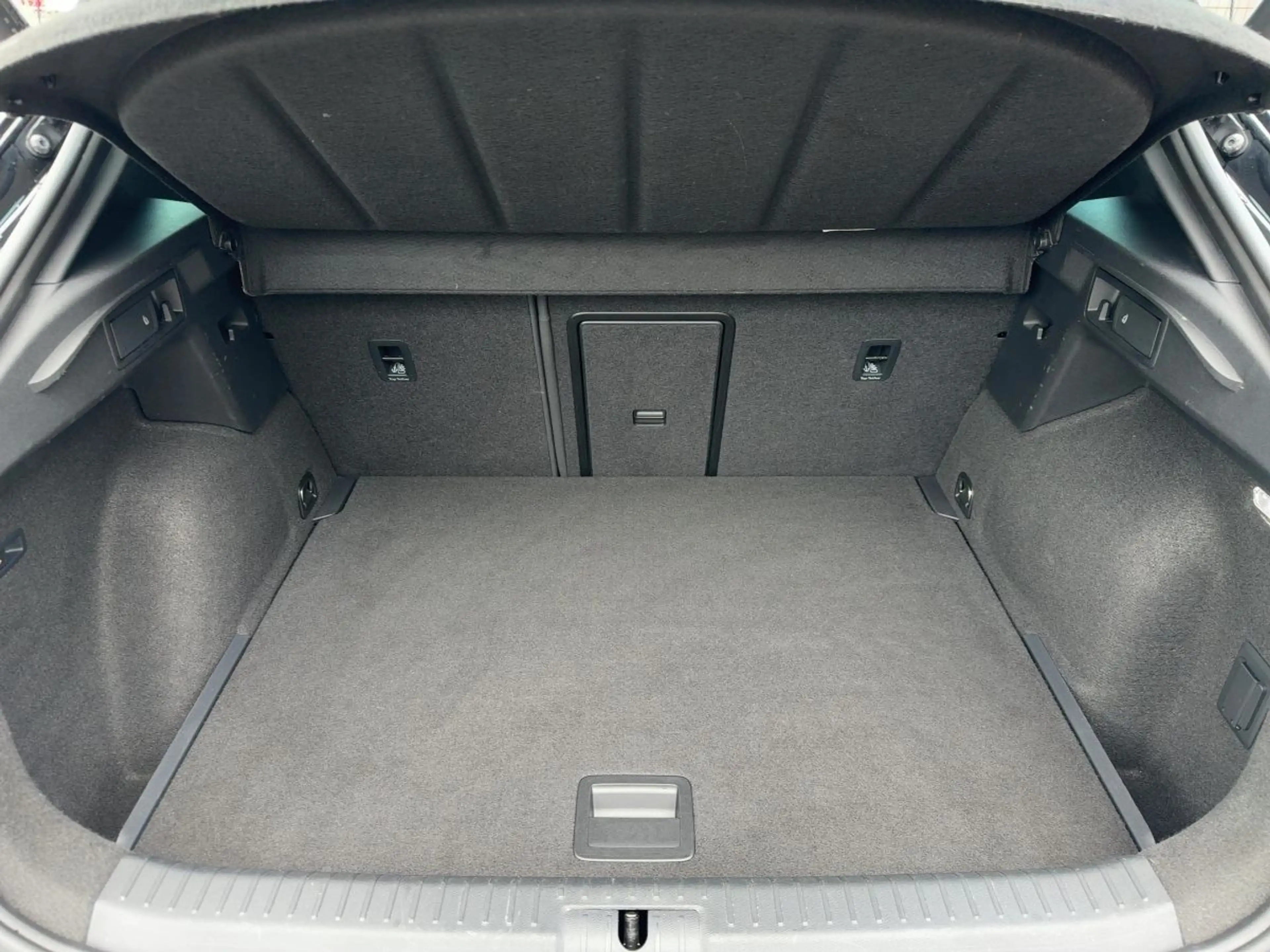 CUPRA Formentor VZ 2.0TSI MATRIX+NAV+ACC+SHZ+RFK+BEATS — photo 14