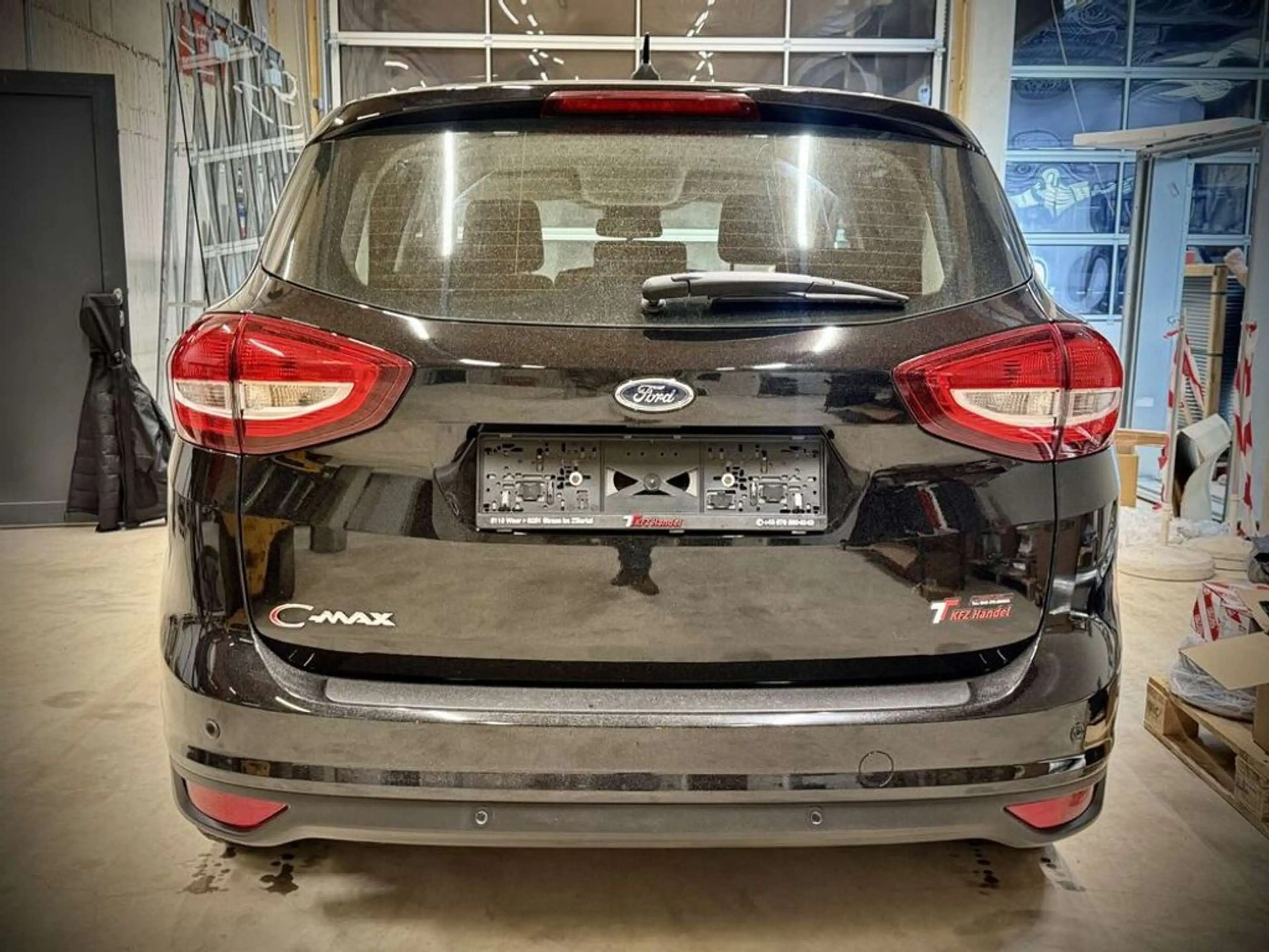 Ford C-Max Trend — photo 10