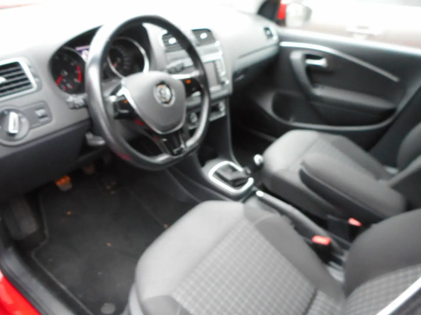 Volkswagen Polo Polo V  5-Türer 1.0 (Blue Motion TechComfortl Rot - 2
