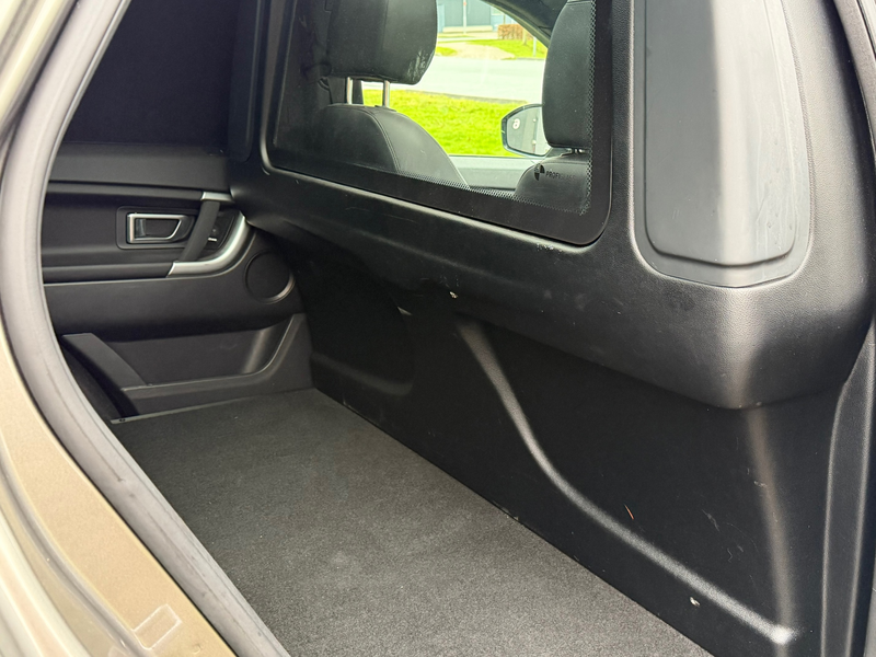 Land Rover Discovery Sport Grijs Kenteken / Automaat 2.0 TD4 Urban Series SE — photo 13