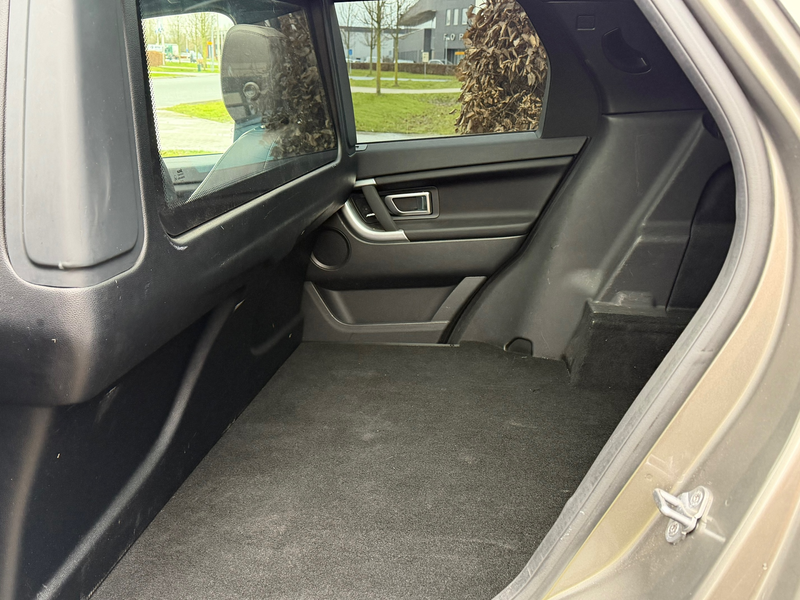 Land Rover Discovery Sport Grijs Kenteken / Automaat 2.0 TD4 Urban Series SE — photo 11