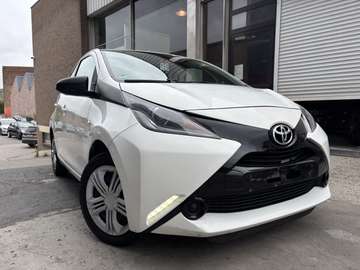 Aygo 1.0i VVT-i x-music//Prete a Immatriculer//ct