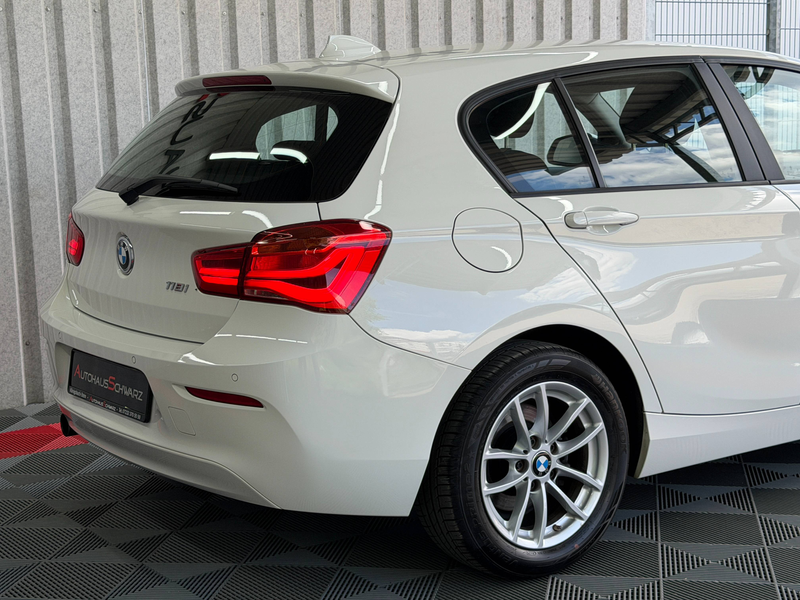 BMW 118 118 i Advantage Klima Tempo PDC SHZ Alu — photo 11
