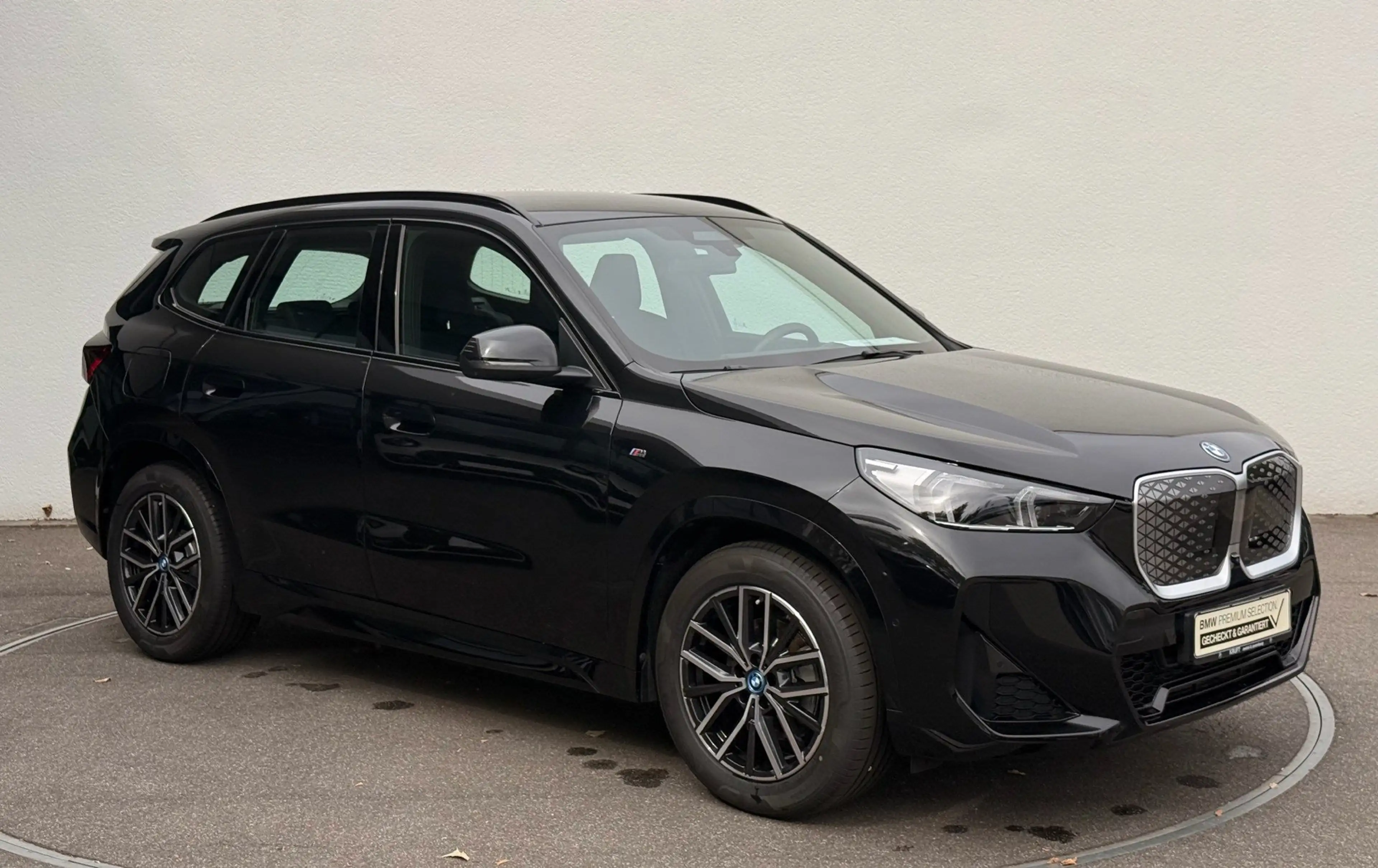 BMW iX1 xDrive20 M SPORT+HUD+AHK+KAMERA+ACC+HK SOUND — photo 4