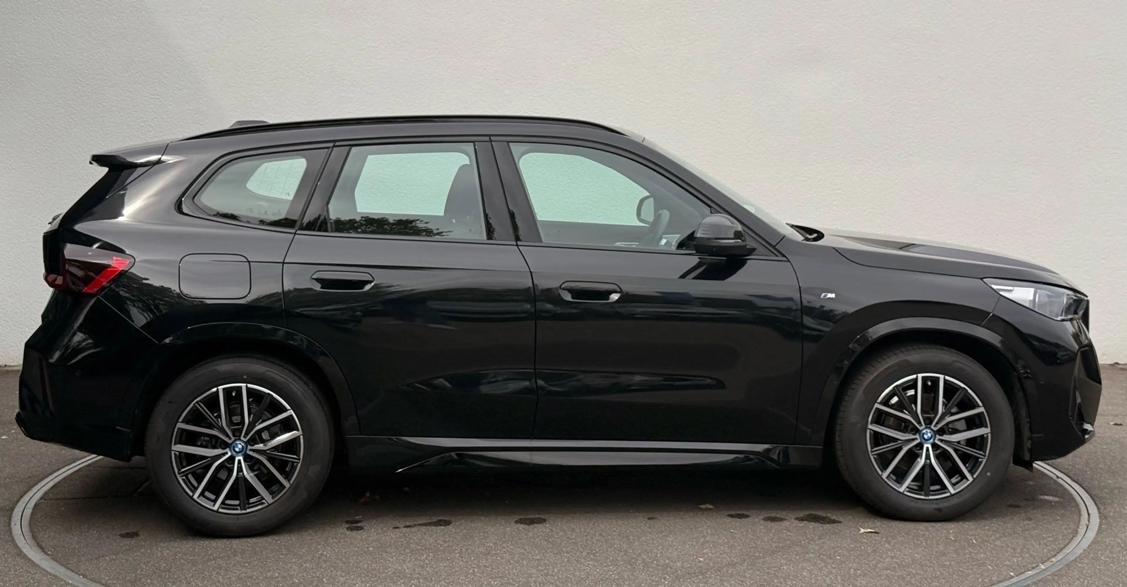 BMW iX1 xDrive20 M SPORT+HUD+AHK+KAMERA+ACC+HK SOUND — photo 5