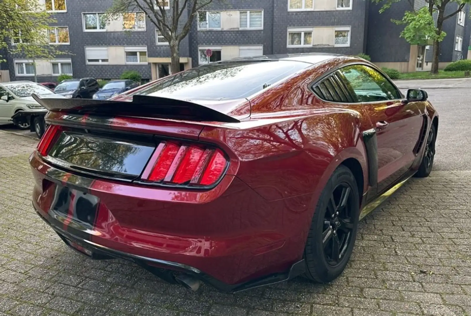 Ford Mustang 3.7 V6 Paars - 2