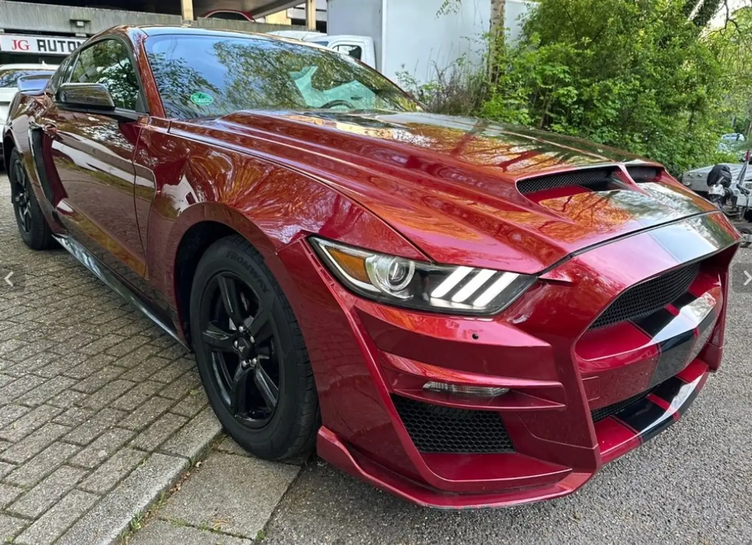 Ford Mustang 3.7 V6 Paars - 1