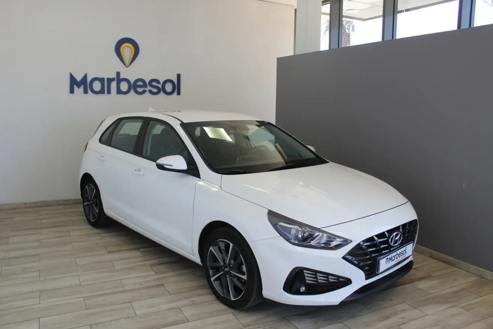 Hyundai i30 1.5 DPI Klass SLX 110 Blanco - 1
