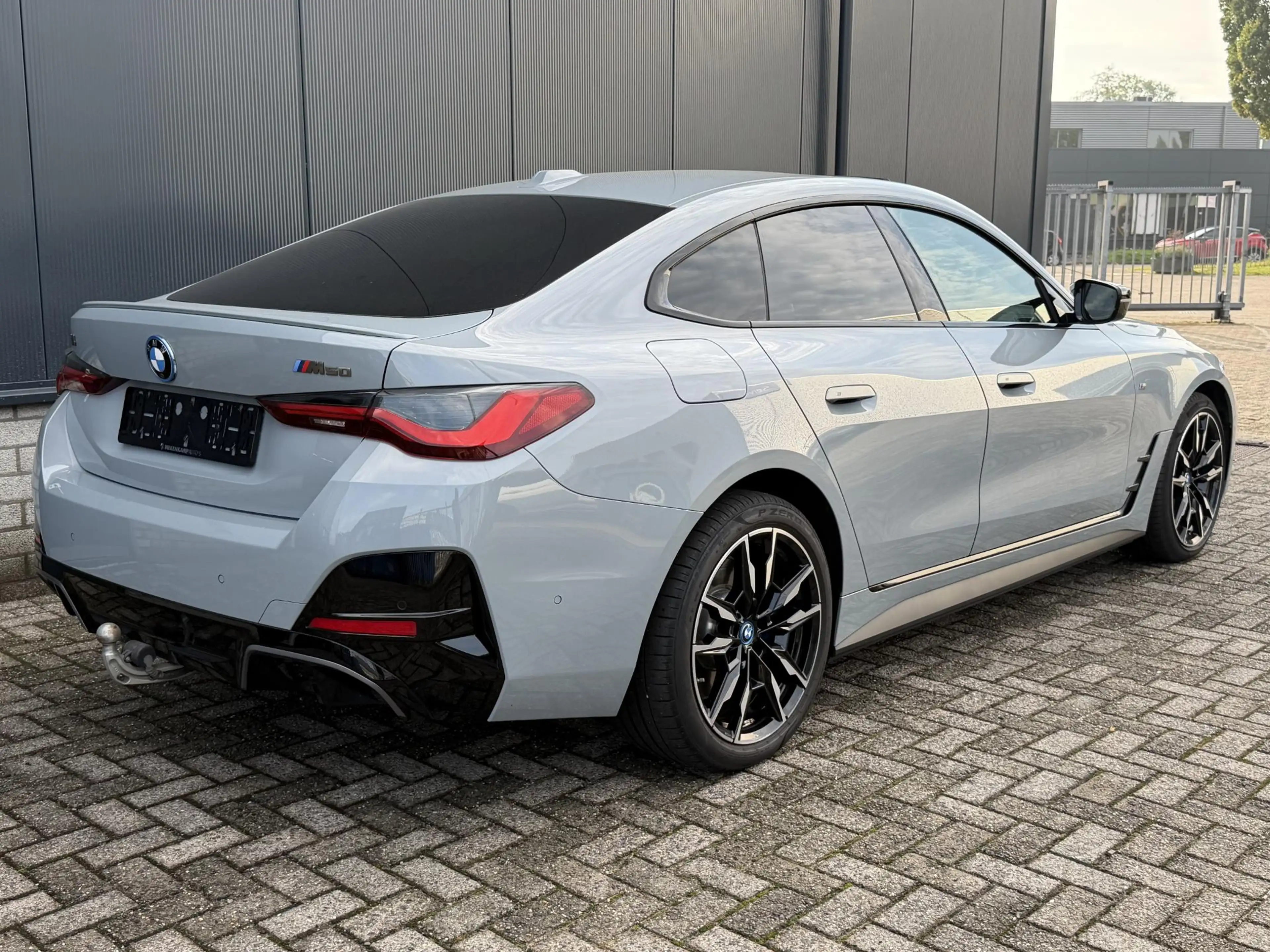 BMW i4 M50 High Executive 84 kWh 19"/SOH 99%/Schuif-kante — photo 2