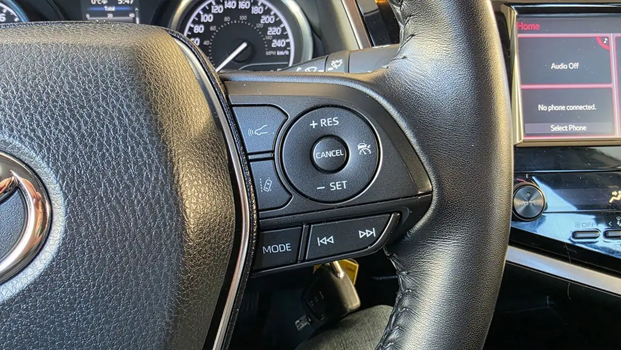 Toyota Camry снимка Toyota Camry