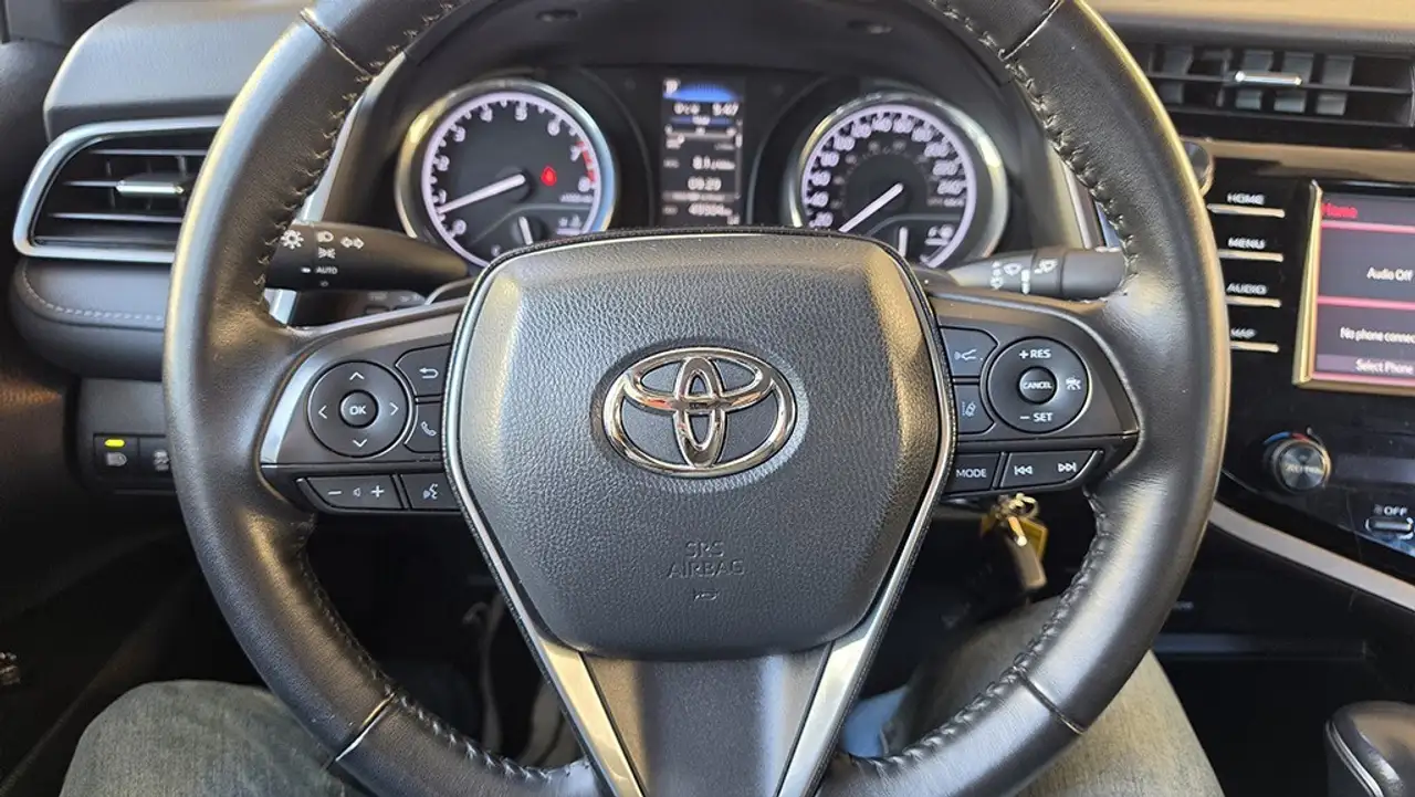 Toyota Camry снимка Toyota Camry