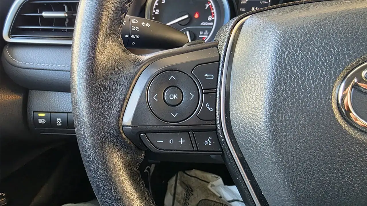 Toyota Camry снимка Toyota Camry