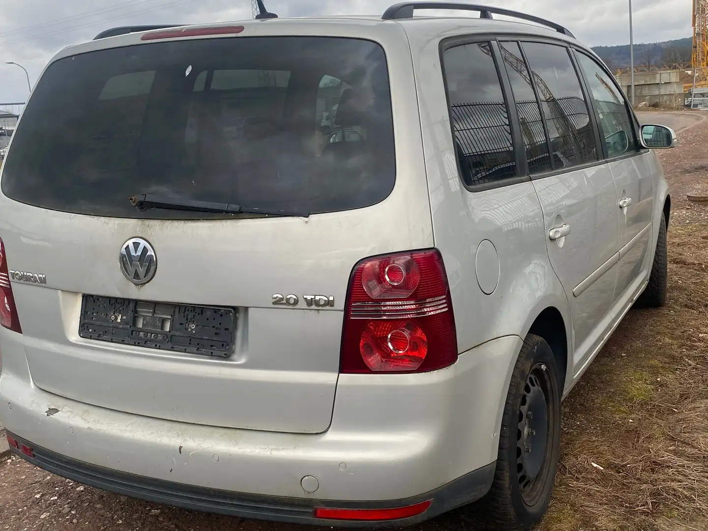 Volkswagen Touran Trendline Gris - 2